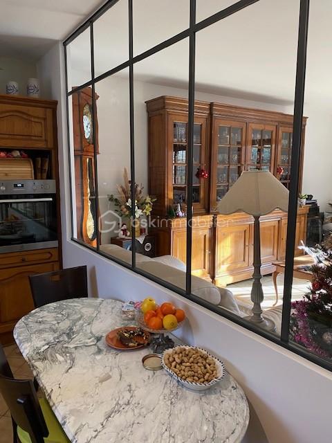 Maison de 140 m² - cuisine ouverte sur sejour.jpg