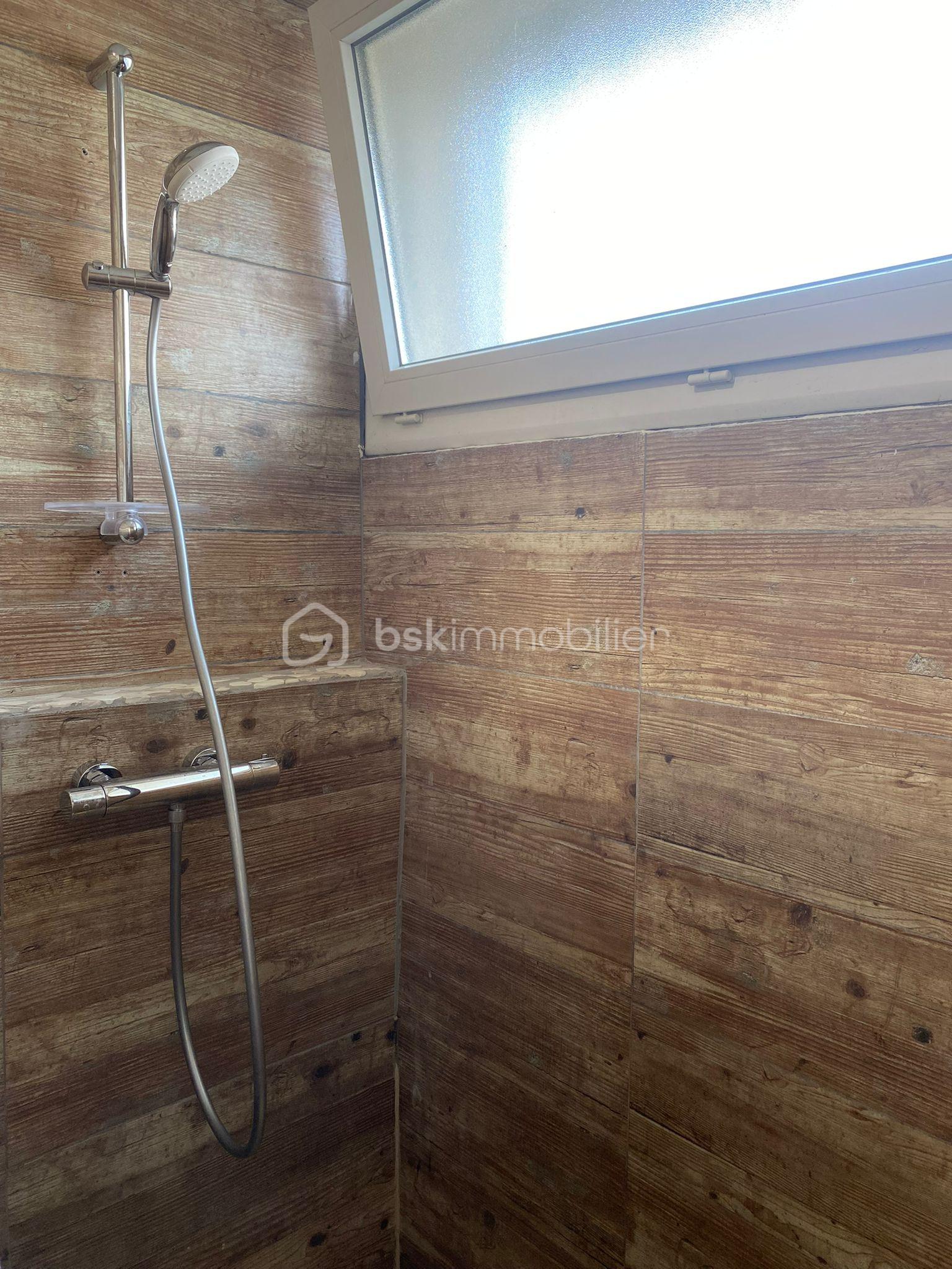Appartement de 47,76 m² - Douche.jpeg