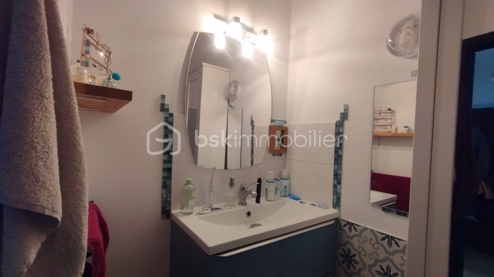 Appartement de 55 m² - bUQxp6IXOFBrbgKc765aN9cX12Y32y3k6Qm9hdOu.jpg