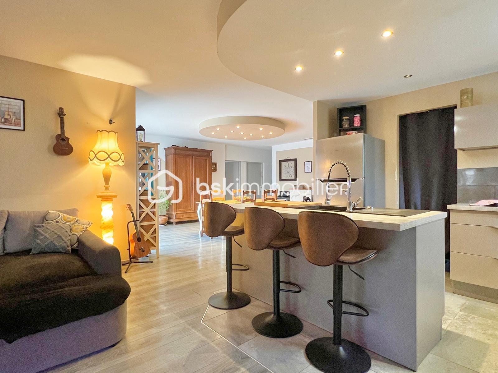 Local d activites de 280 m² - LPlOwfj5KQHcGKu8URA2NgE9TBFizHEK400SO16x-branded.jpg