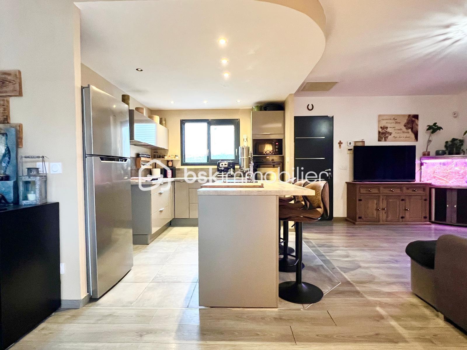 Local d activites de 280 m² - ibm7G1RgT4qVzpEEGdBaestbn3HPwtlaM2omX93Z-branded.jpg