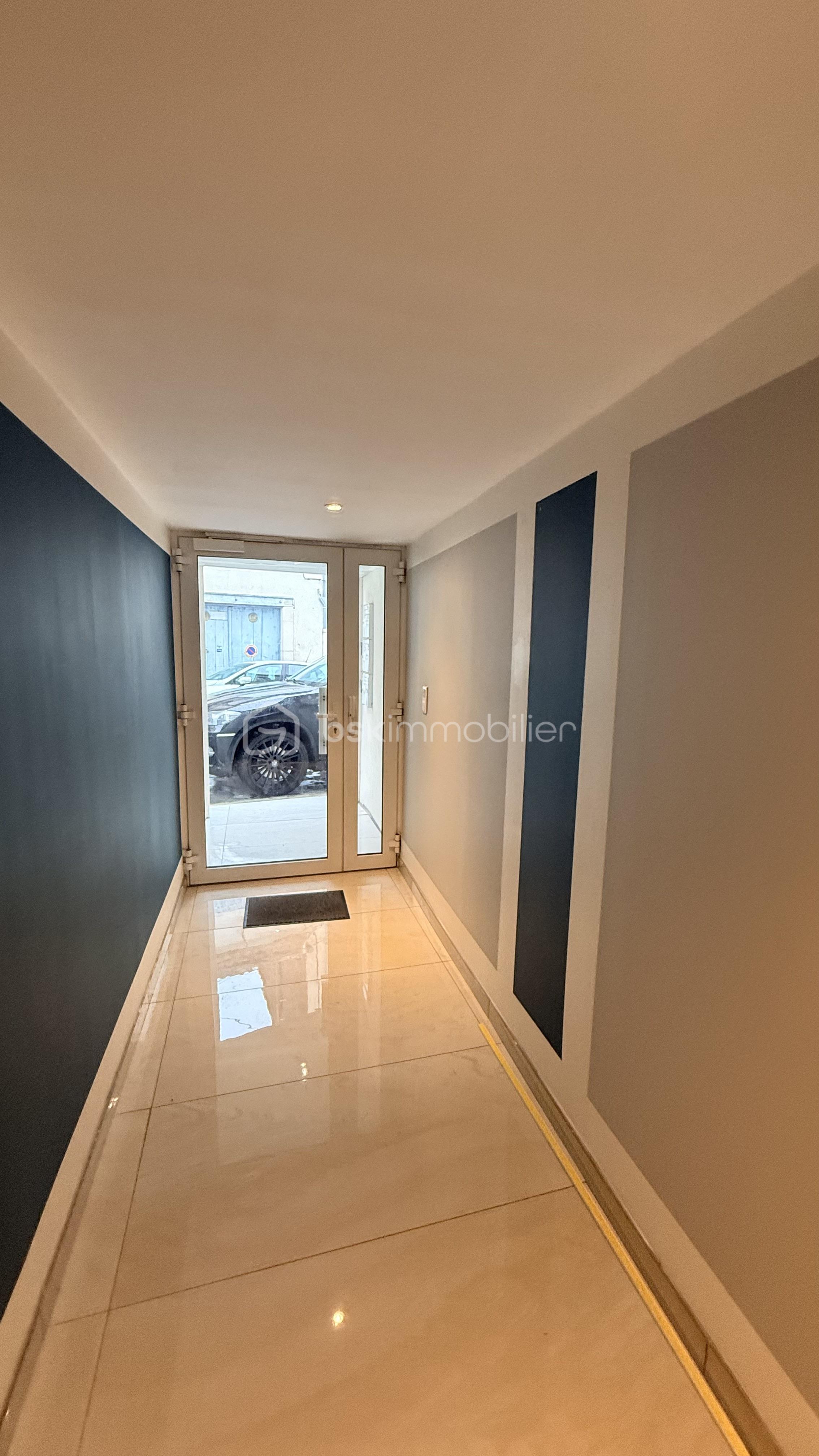 Immeuble commercial de 300 m² - IMG_0700.jpeg