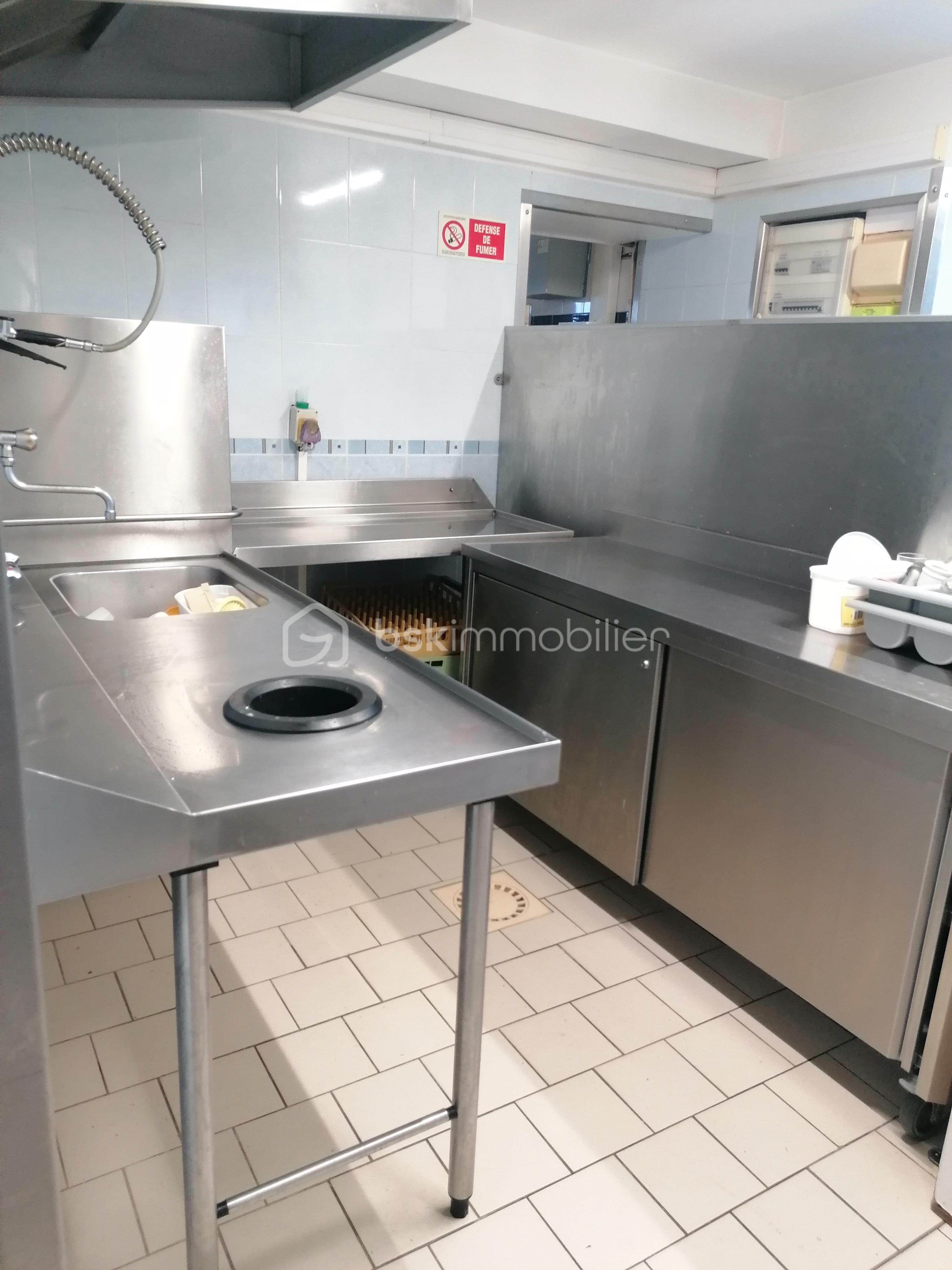 Immeuble commercial de 200 m² - IMG_20251017_171720.jpg