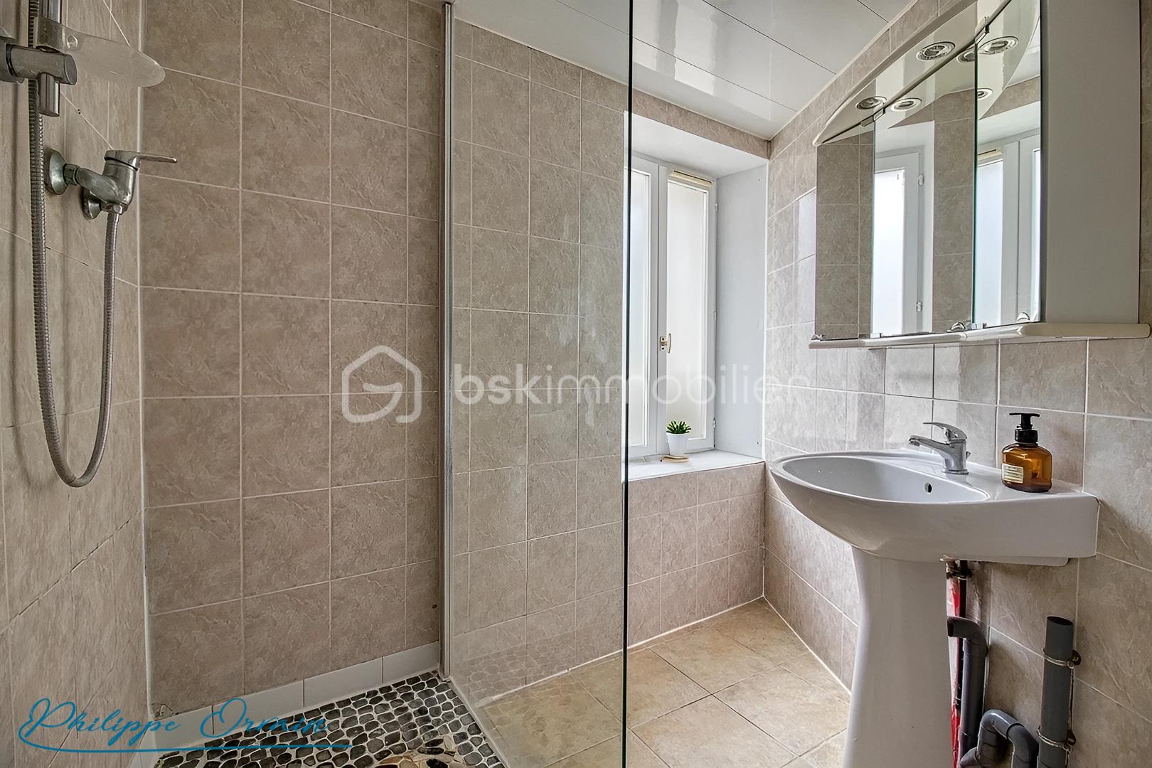 Duplex de 43 m² - hoqi-48e1c14a326f4de5b754edabecda5538.jpg