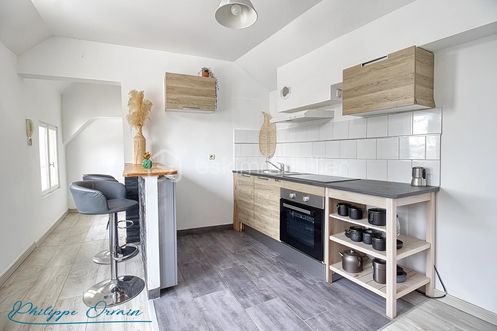 Duplex de 43 m² - hoqi-2502f1f7470c455f82c7afc7a000e96a.jpg