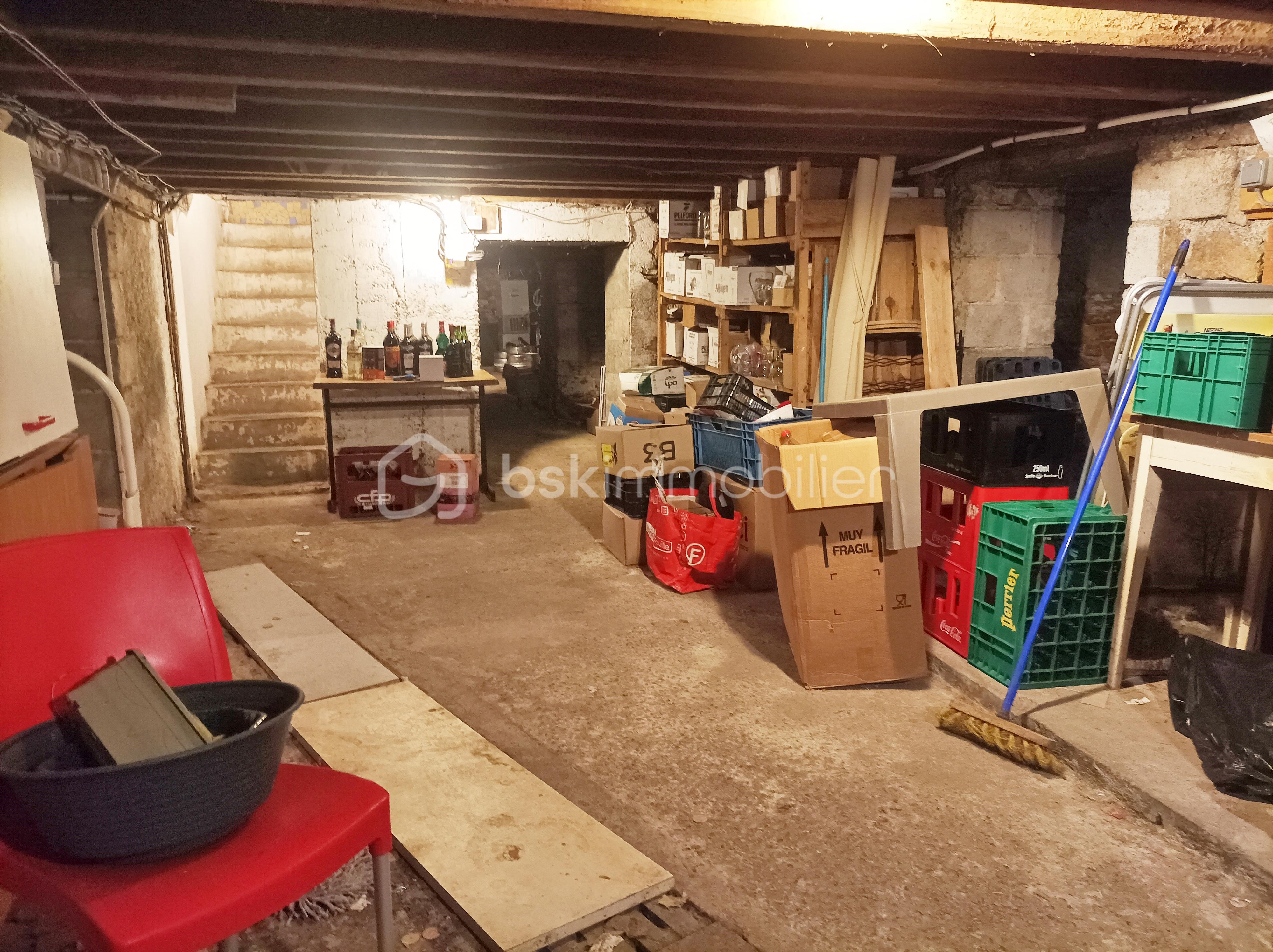 Immeuble de 266 m² - 19.jpg
