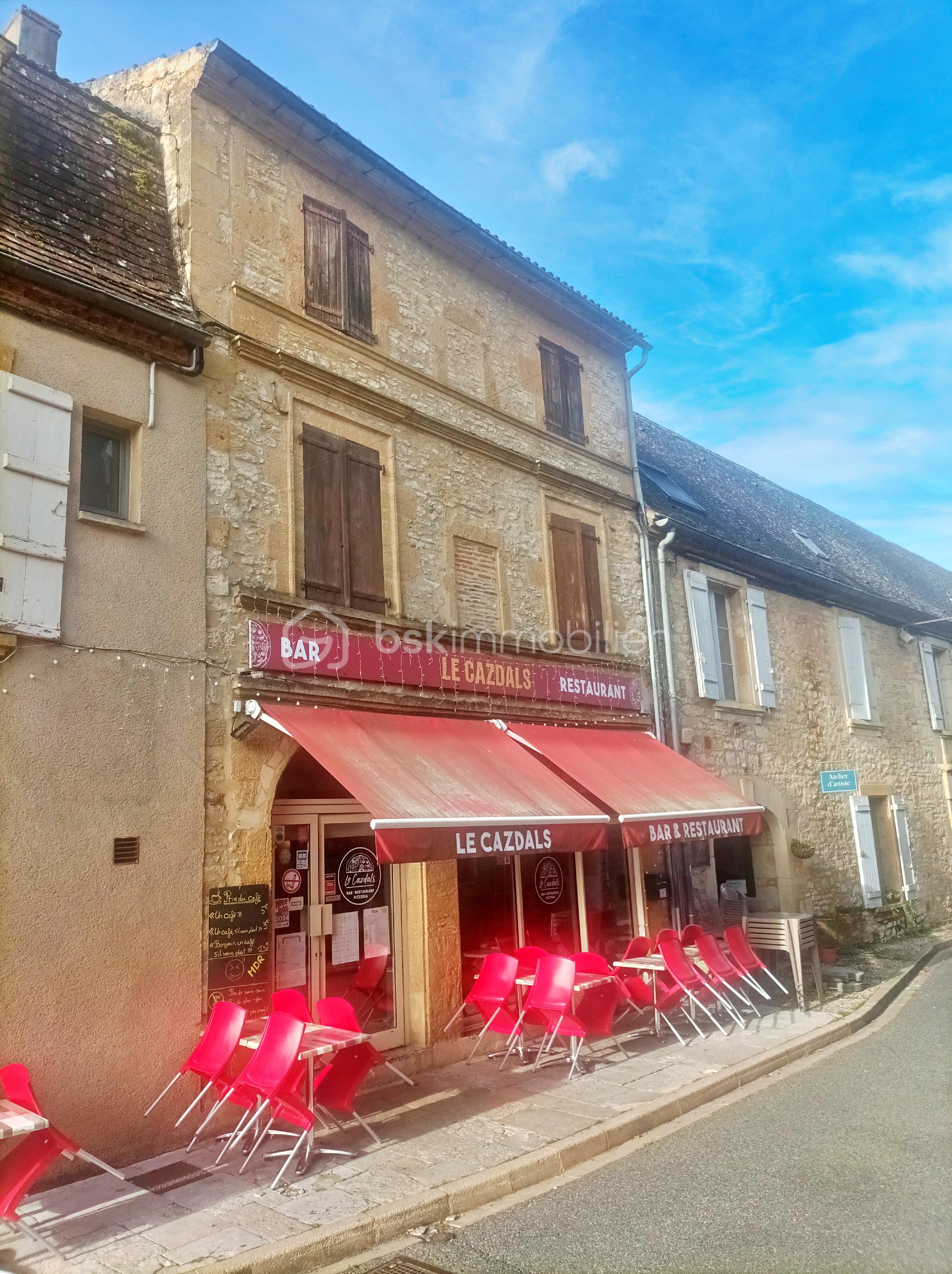 Immeuble de 266 m² - 1.jpg