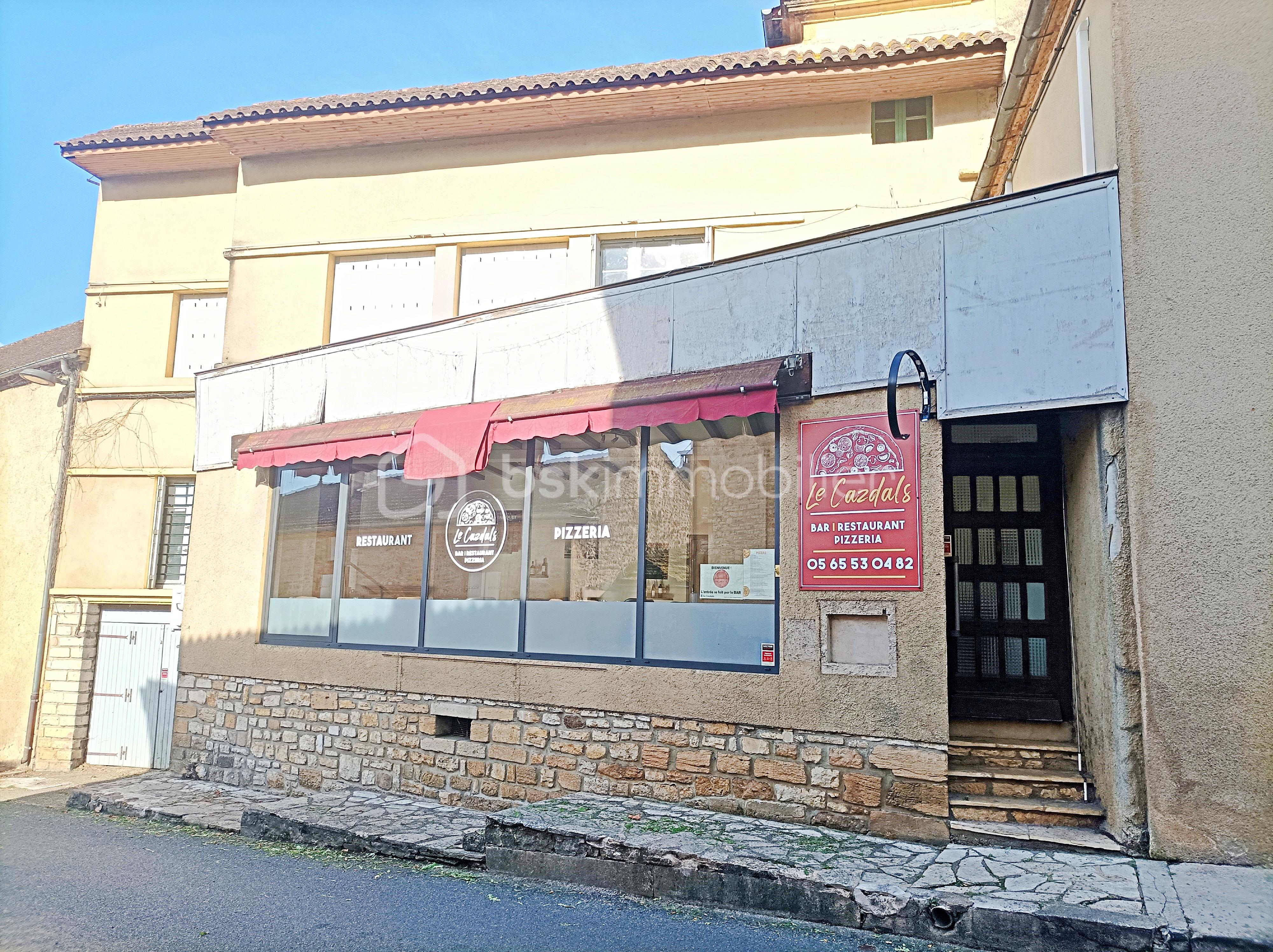 Immeuble de 266 m² - 21.jpg