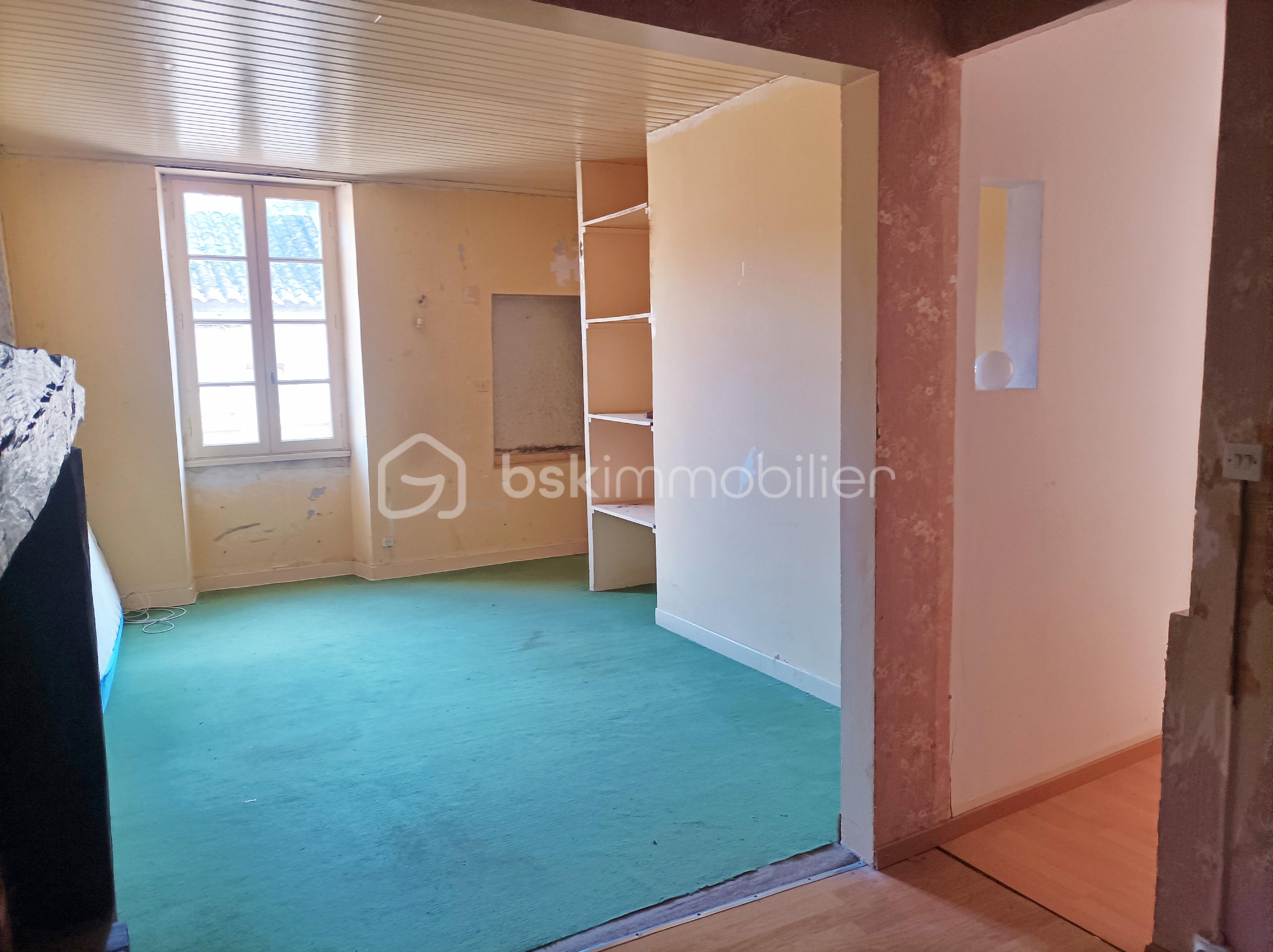Immeuble de 266 m² - 18.jpg