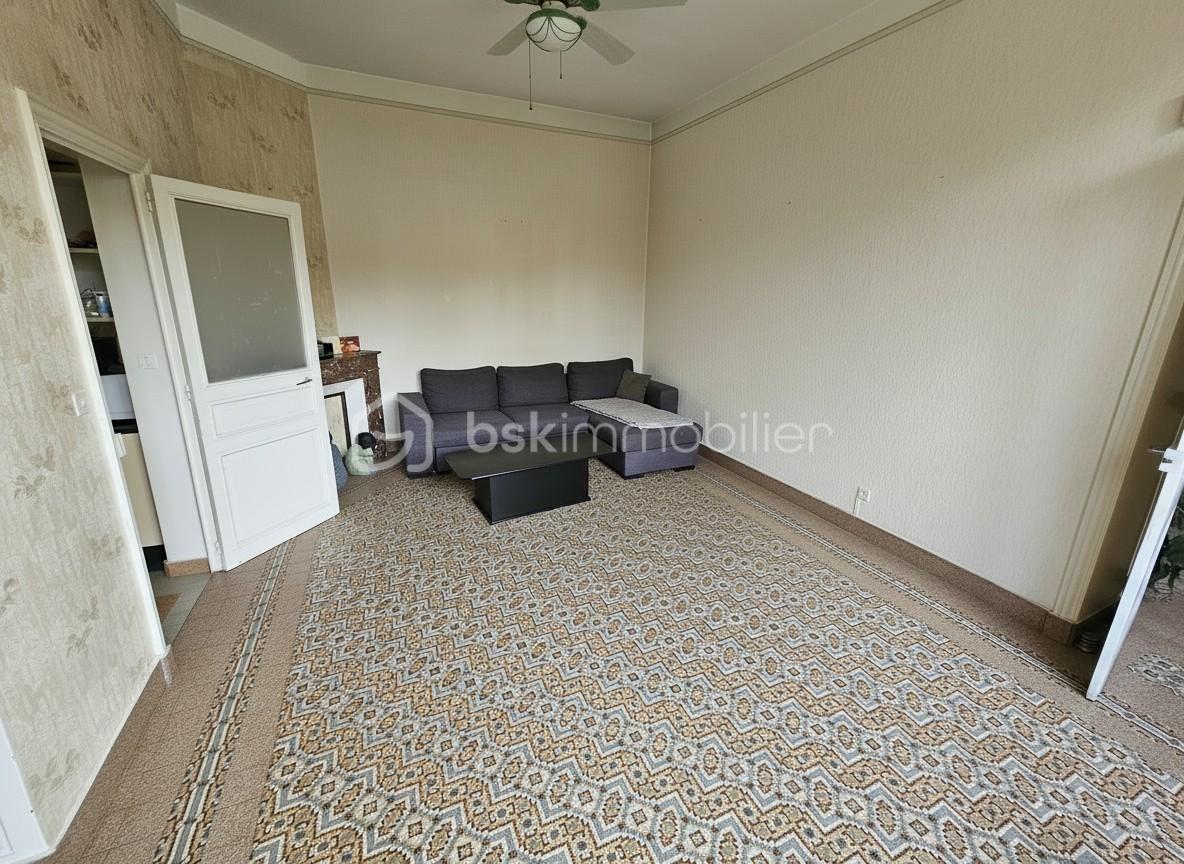 Maison ancienne de 135 m² - generated_Salon.jpg