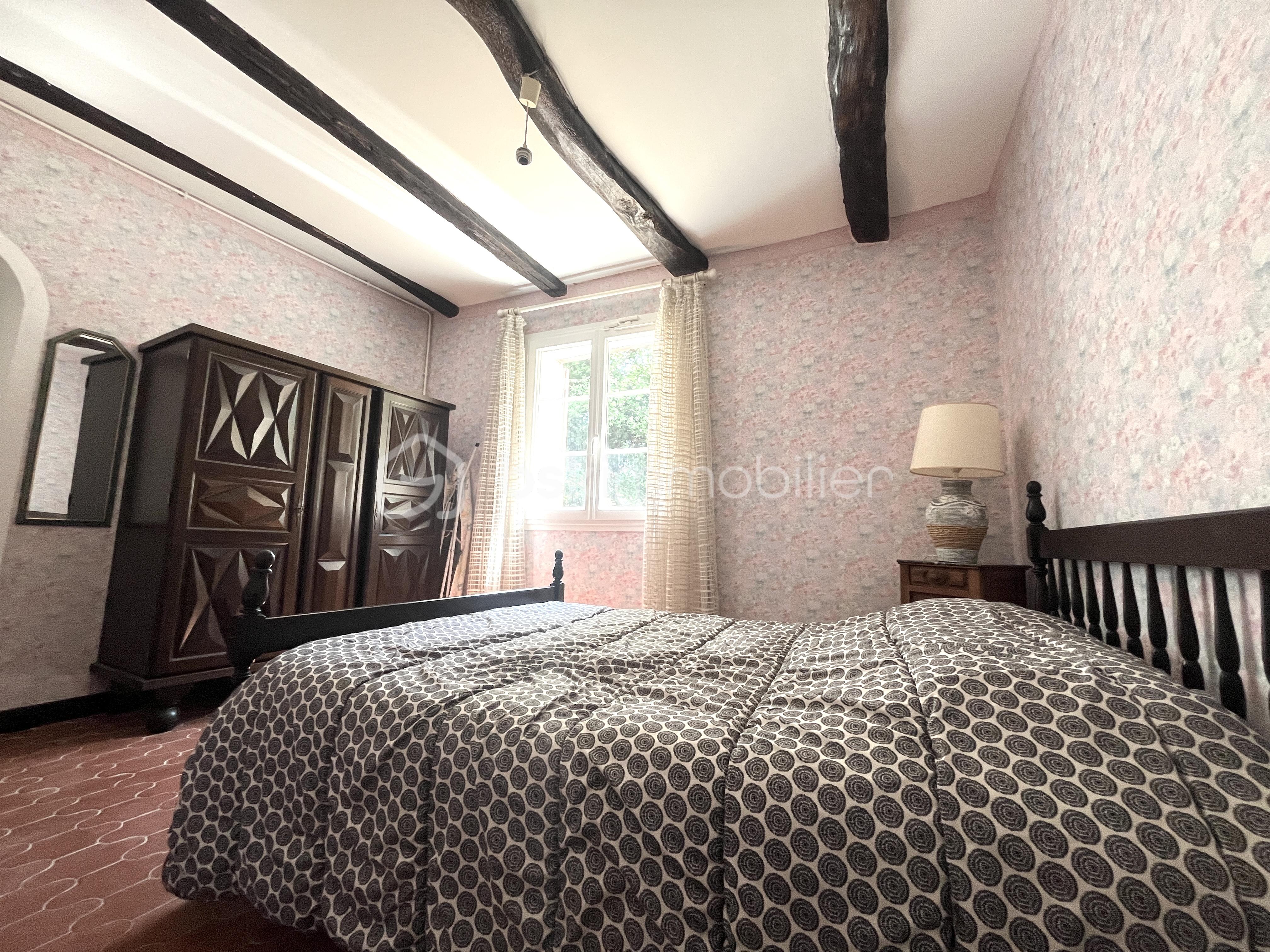 Chambre 1.jpg