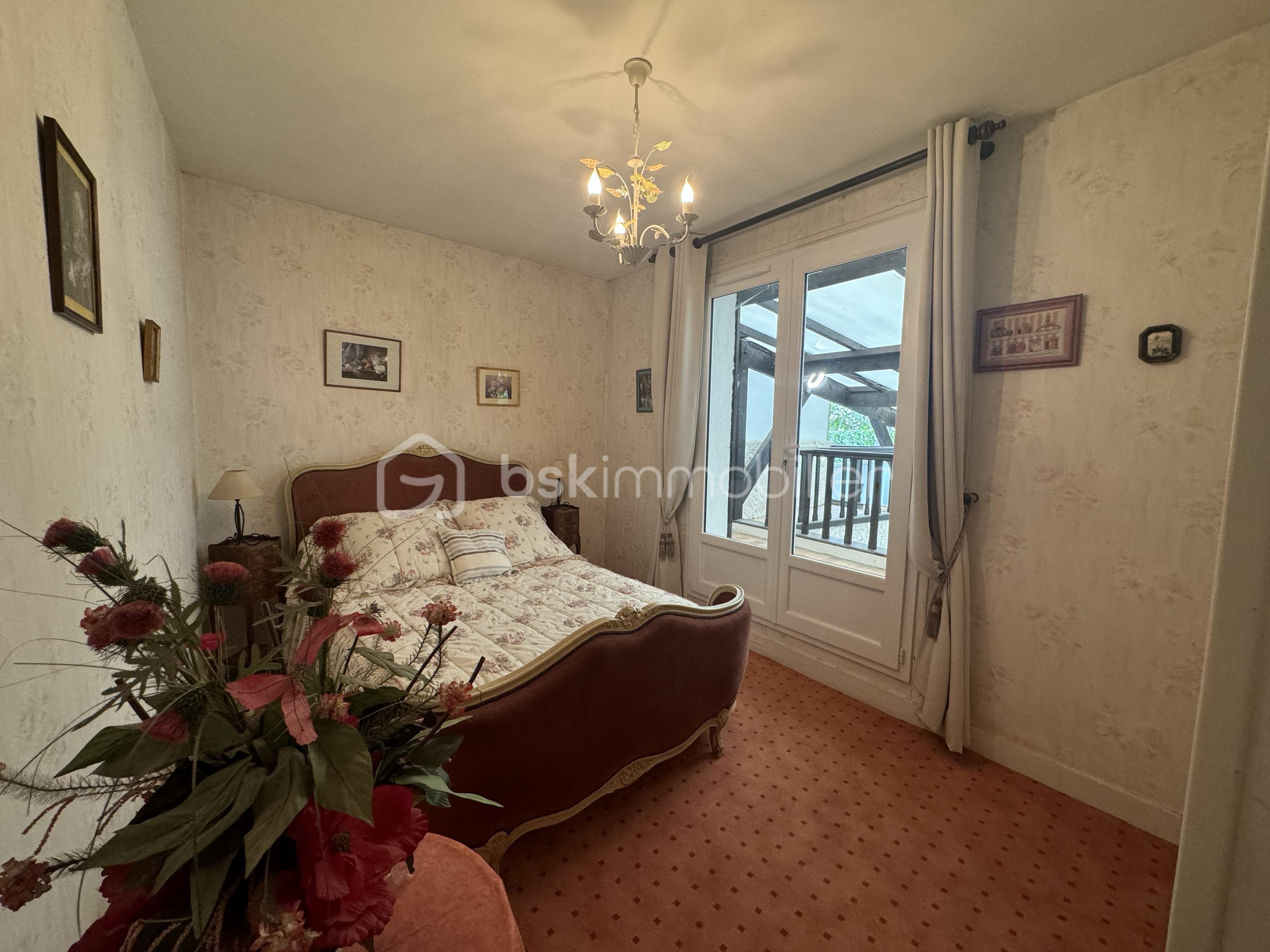 Maison de 261 m² - tempImageYPrSFZ.png