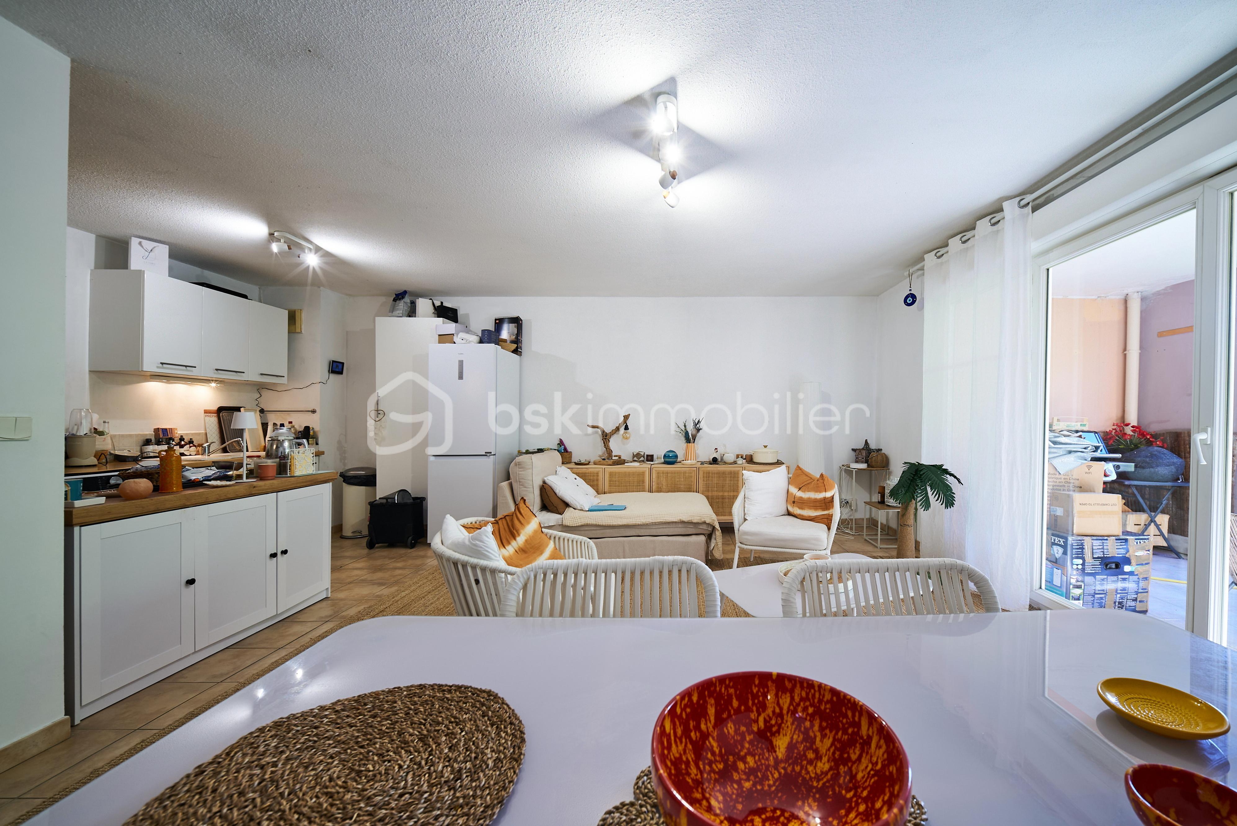 Appartement T3 La ramblas Saint Cyr sur Mer1.jpg