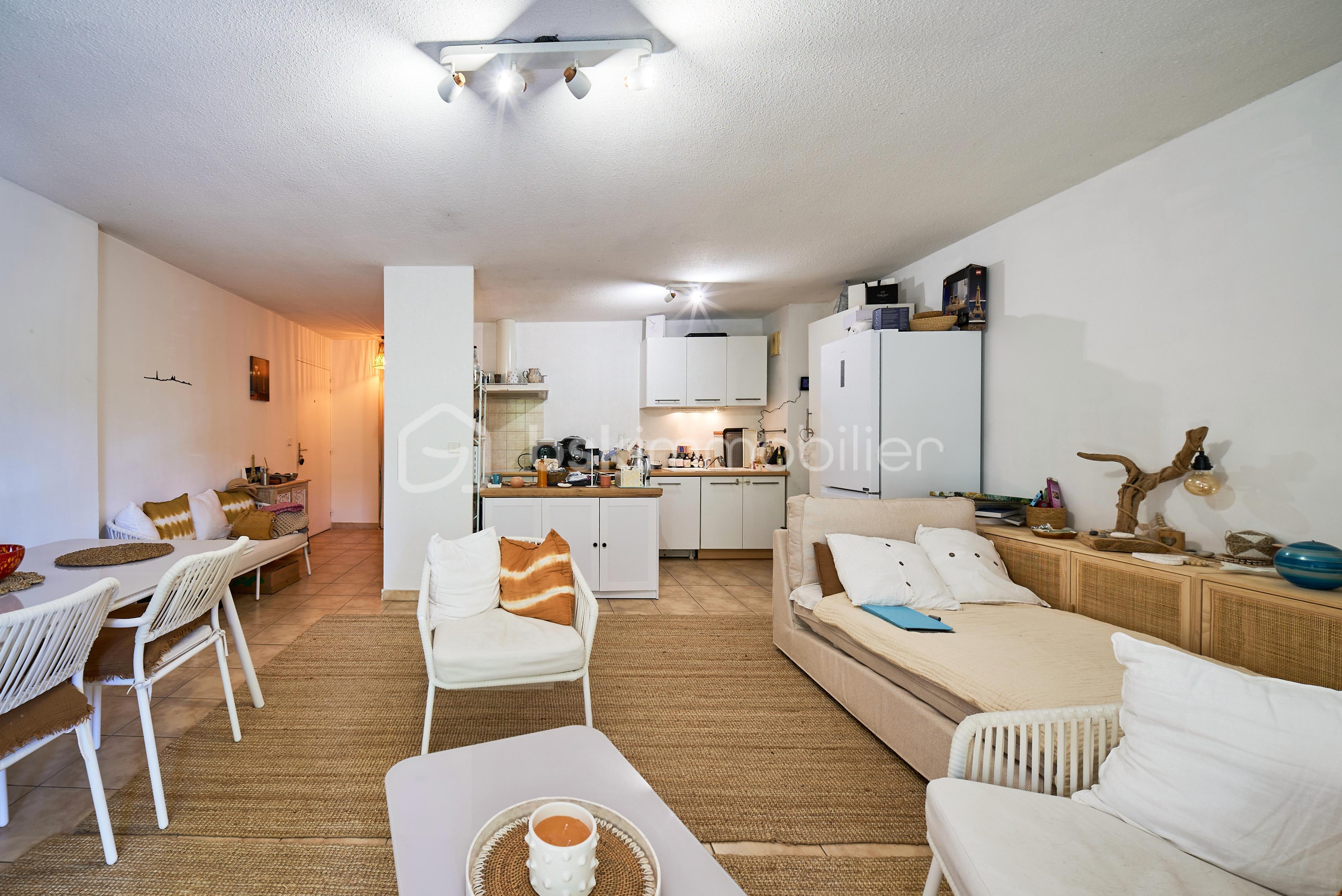 Appartement T3 La ramblas Saint Cyr sur Mer3.jpg