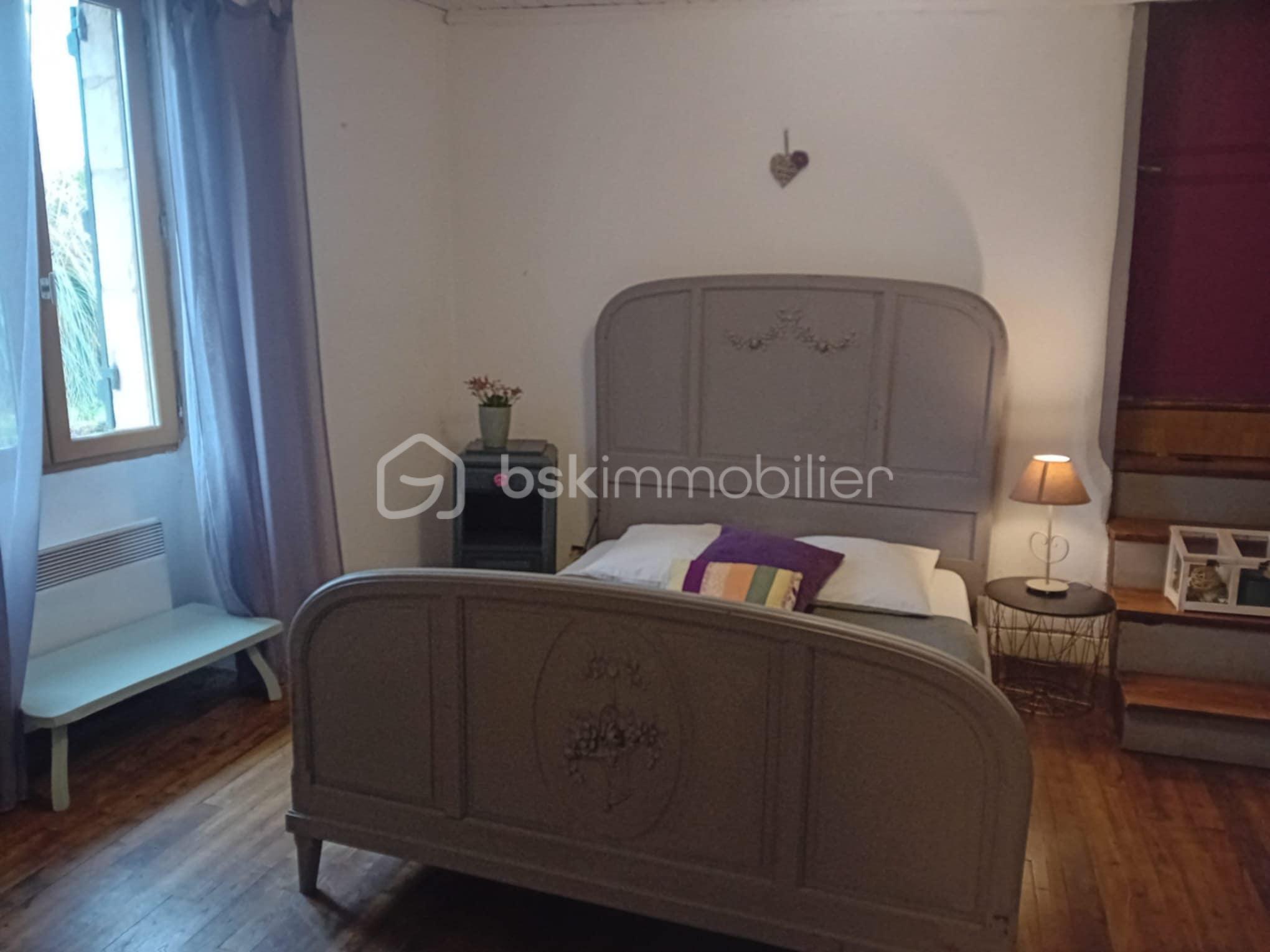 Maison de village de 75 m² - 9077e360-3750-4324-8994-853b15c88c40.jpg