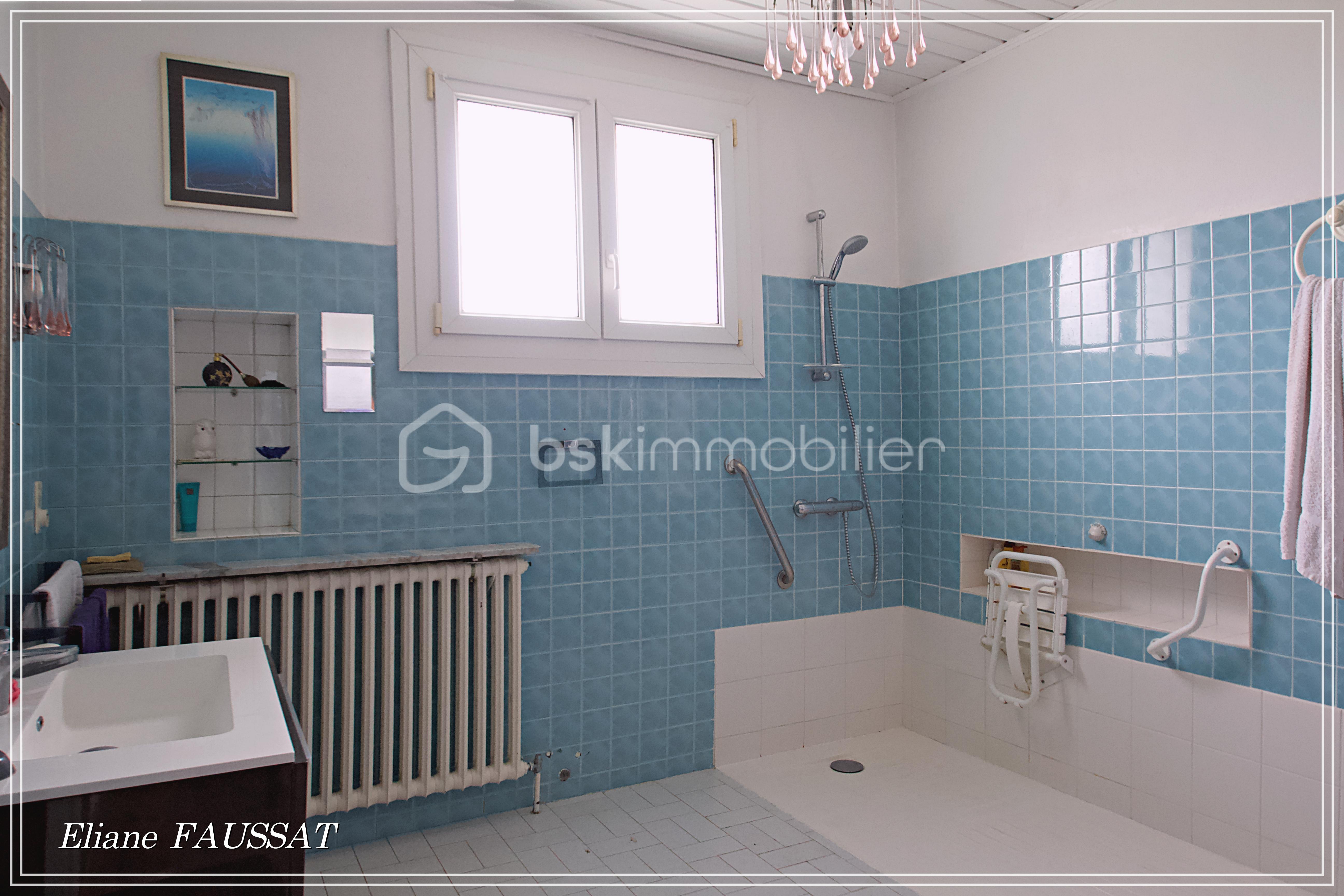 Maison traditionnelle de 170 m² - IMG_ETAGE SDB.jpg