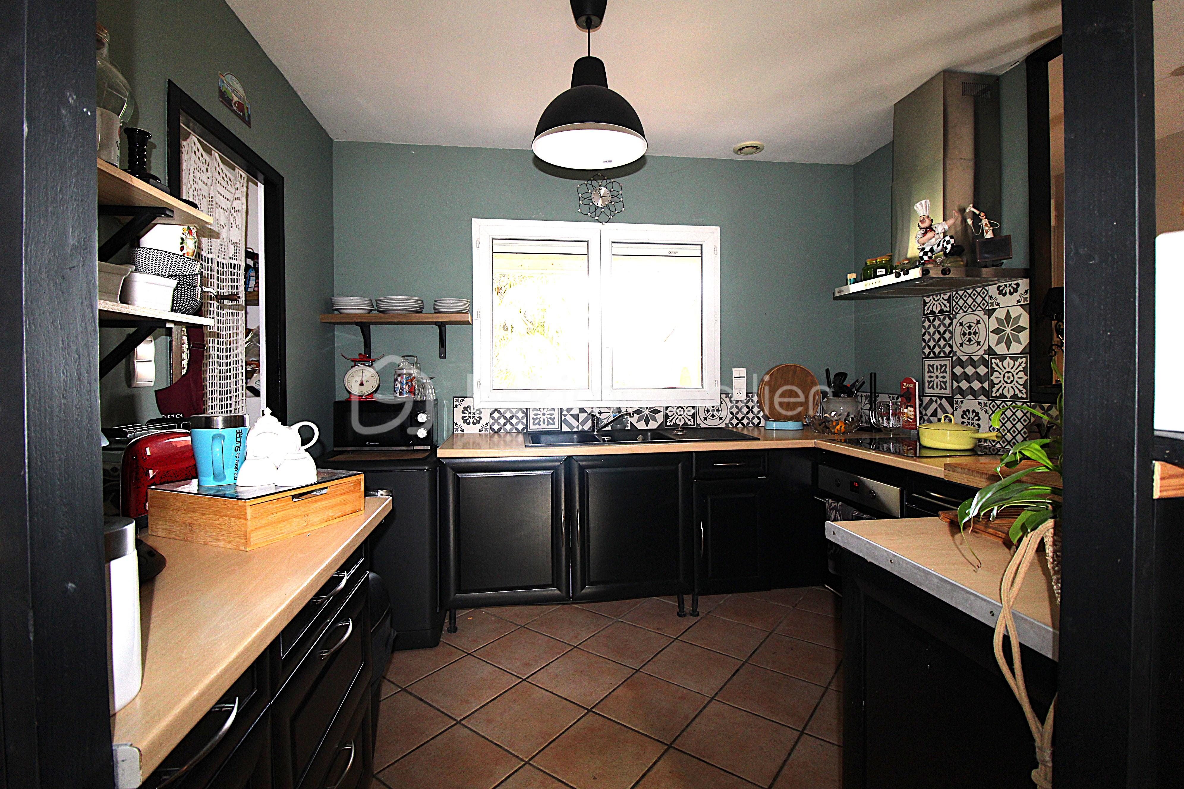 Maison de 101 m² - desmullier_maison_type4_101m²_bskimmobilier_cuisine.JPG