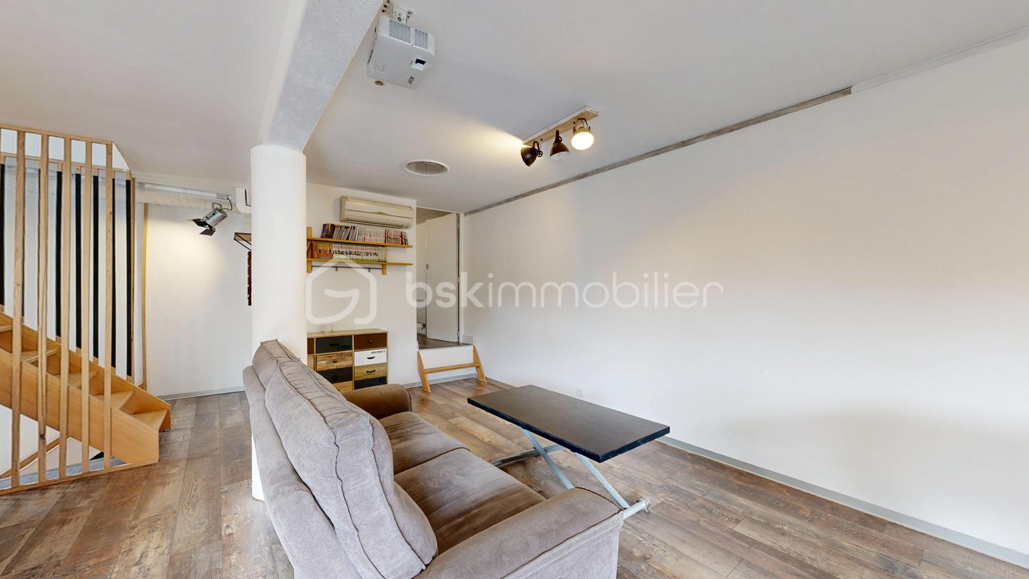 Maison traditionnelle de 110 m² - web 03 - Séjour (8).jpg