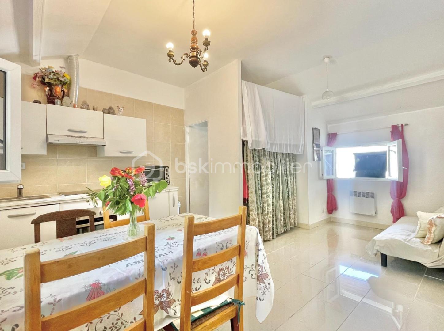 Maison de 20 m² - 4a138a913b35e2e-1.jpg