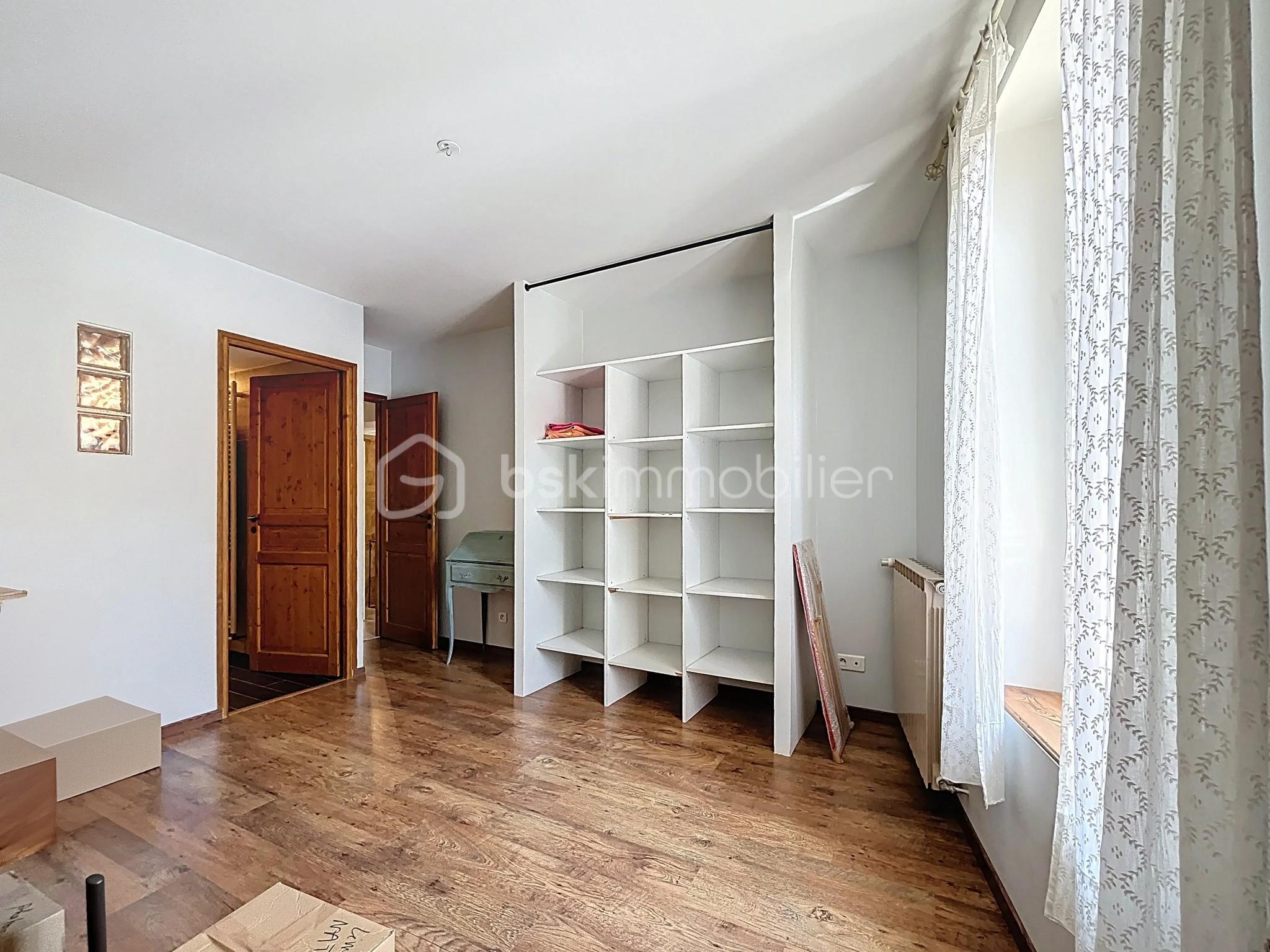 Maison de village de 150 m² - roz_00036.jpeg