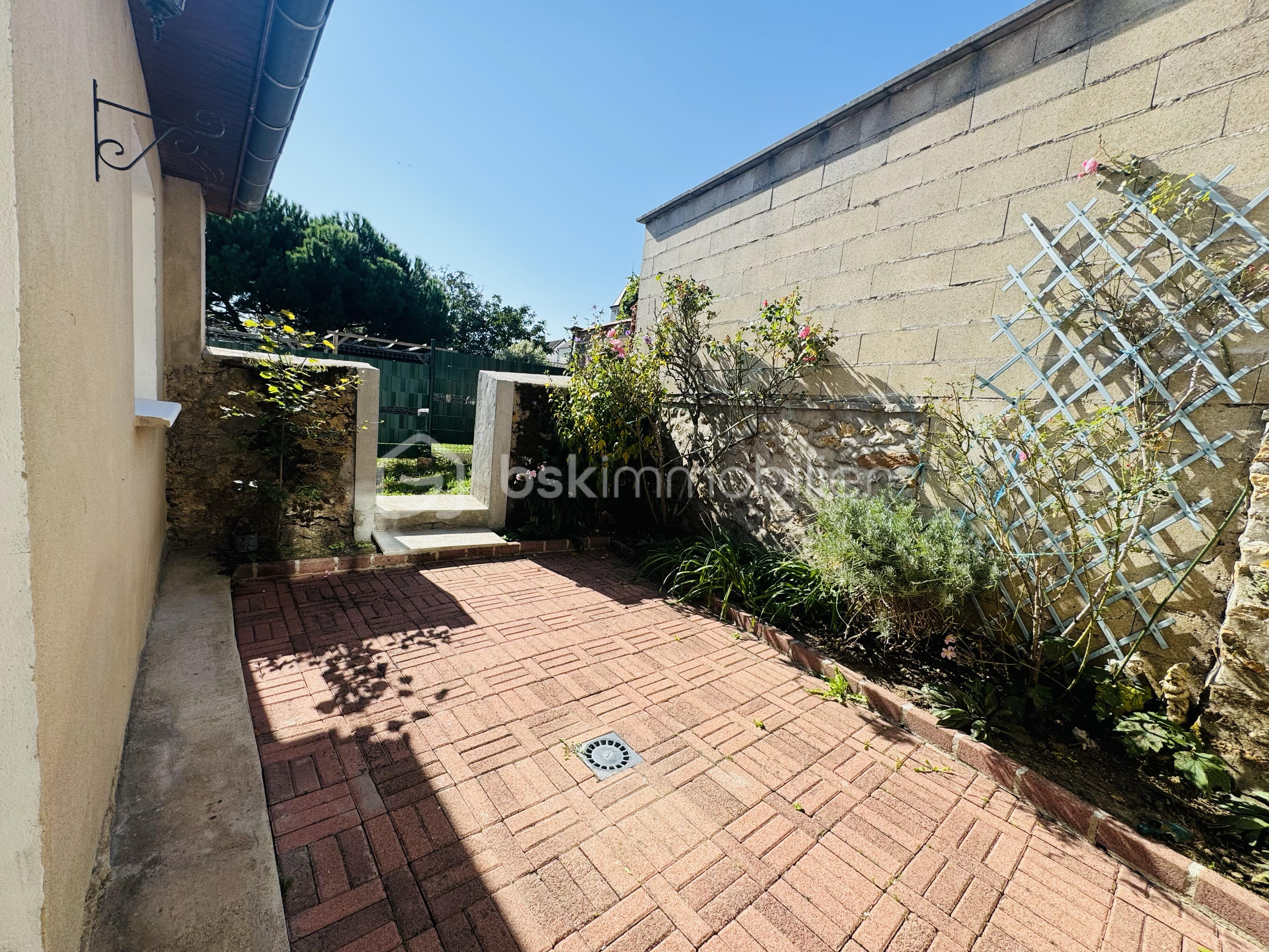 Maison de 80 m² - tempImage4Sg0BA.png