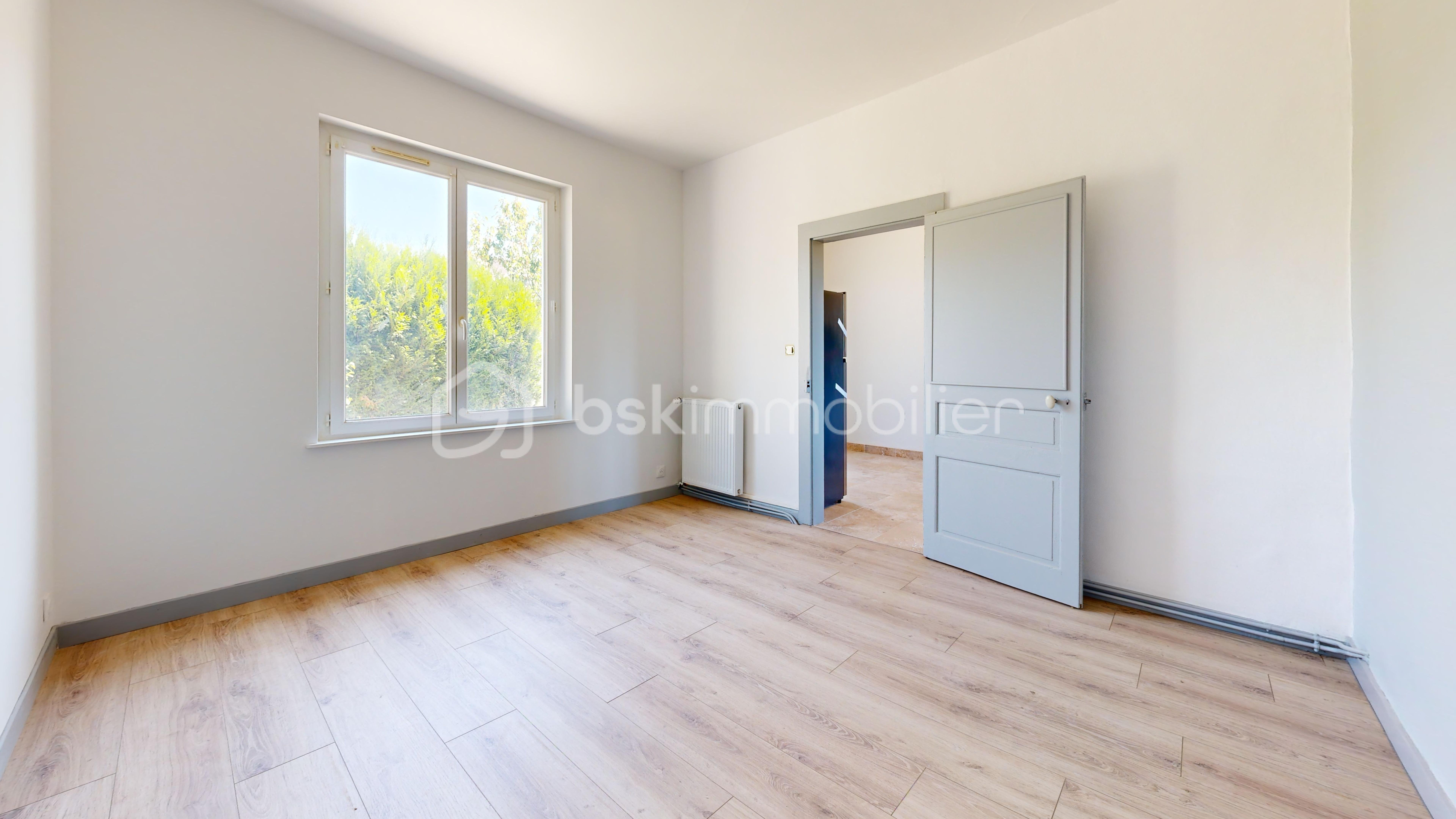 Maison de 145 m² - Couseix4-Bedroom 2.jpg
