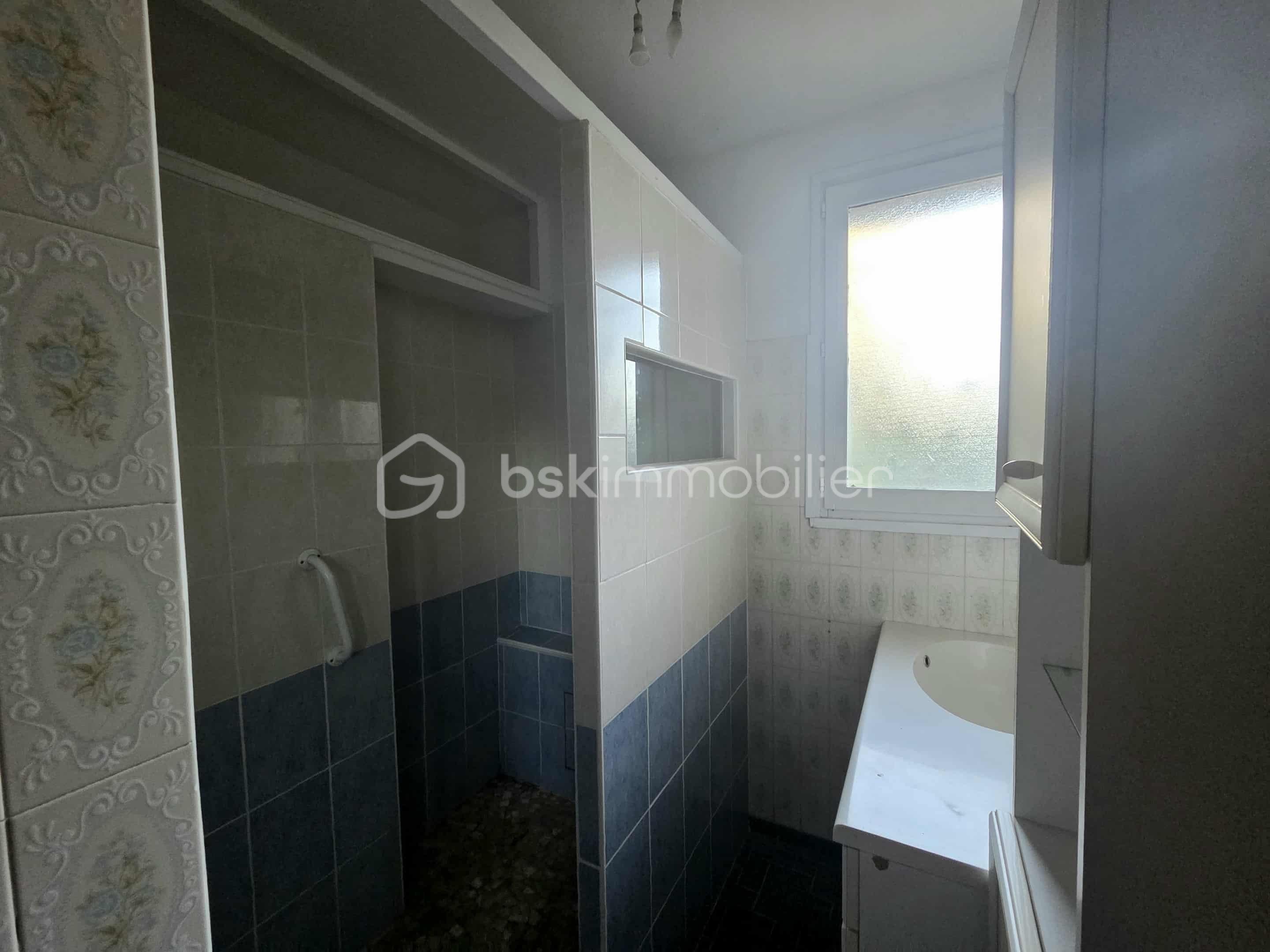 Maison de 100 m² - 88cc9d2a-1c5f-4783-8b63-b702f486dac2.jfif
