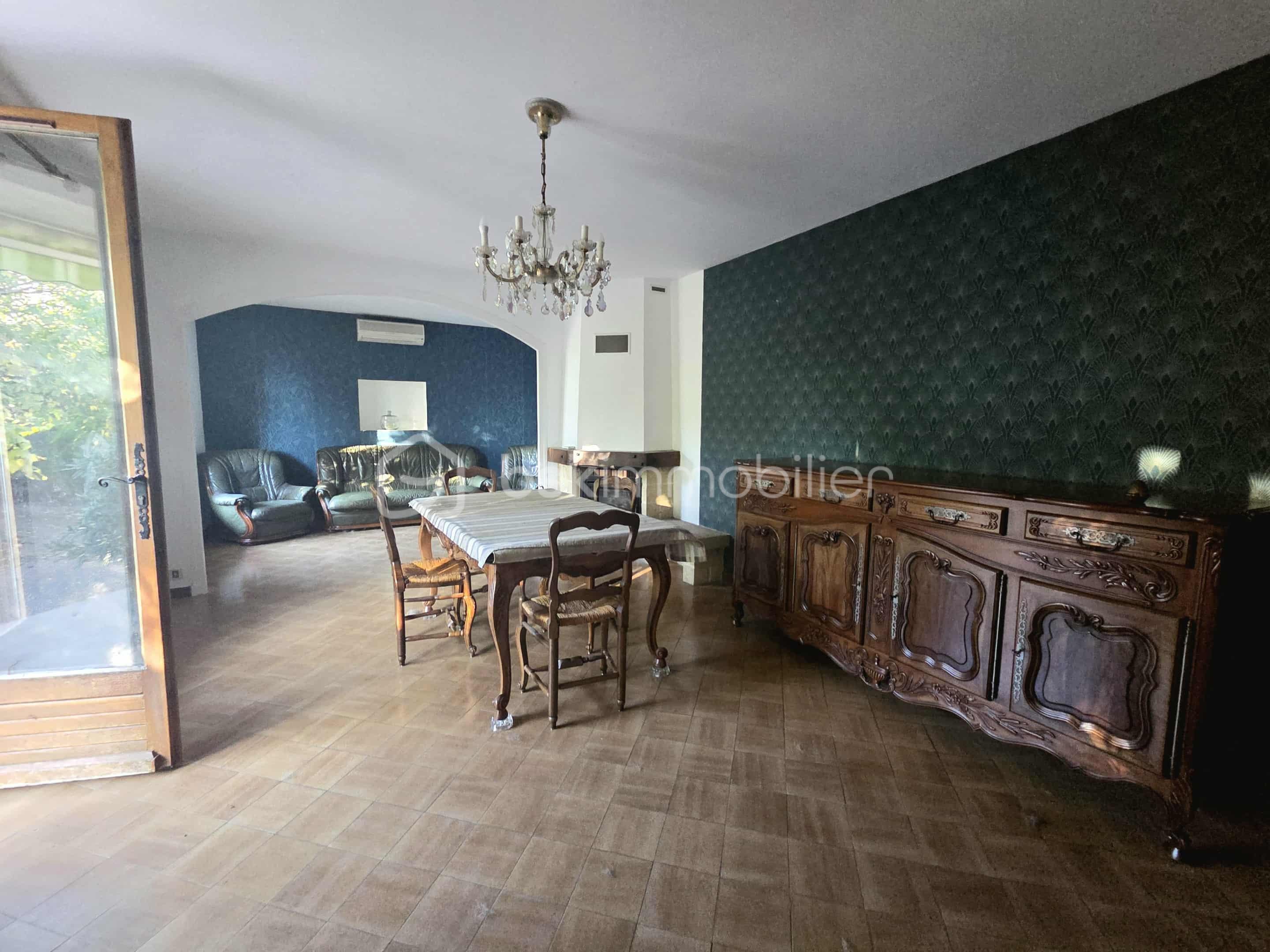 Maison de 100 m² - 8e9a5985-e9d7-45d6-ba5a-0fba4c40f85a.jfif