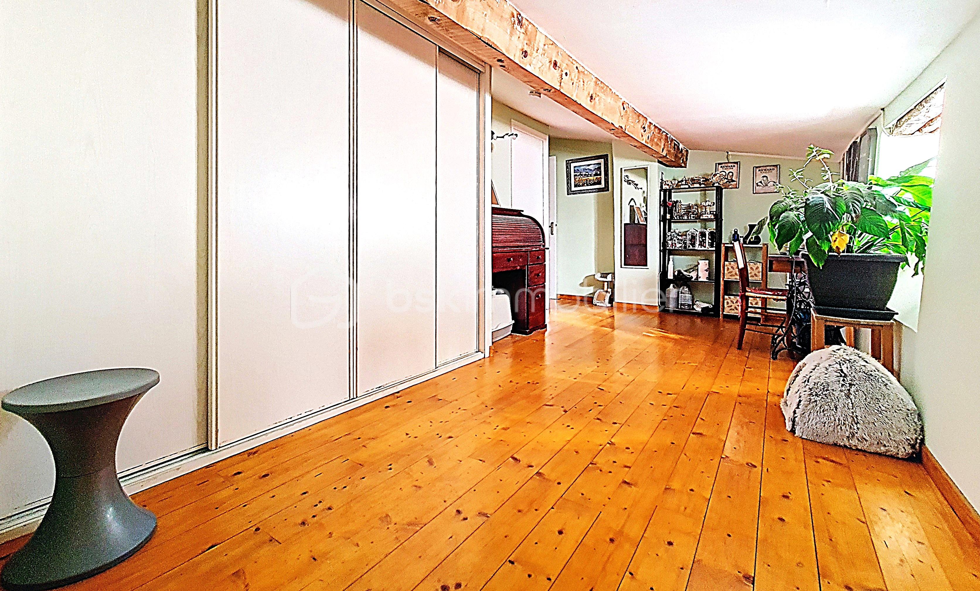 Maison de village de 130 m² - pallier 3.jpg