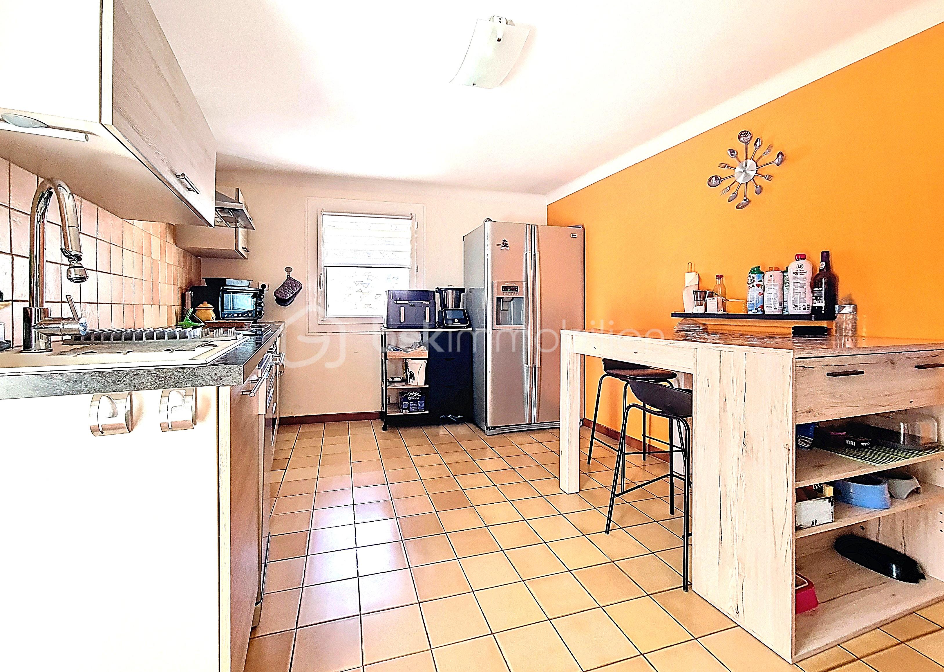 Maison de village de 130 m² - cuisine 1.jpg