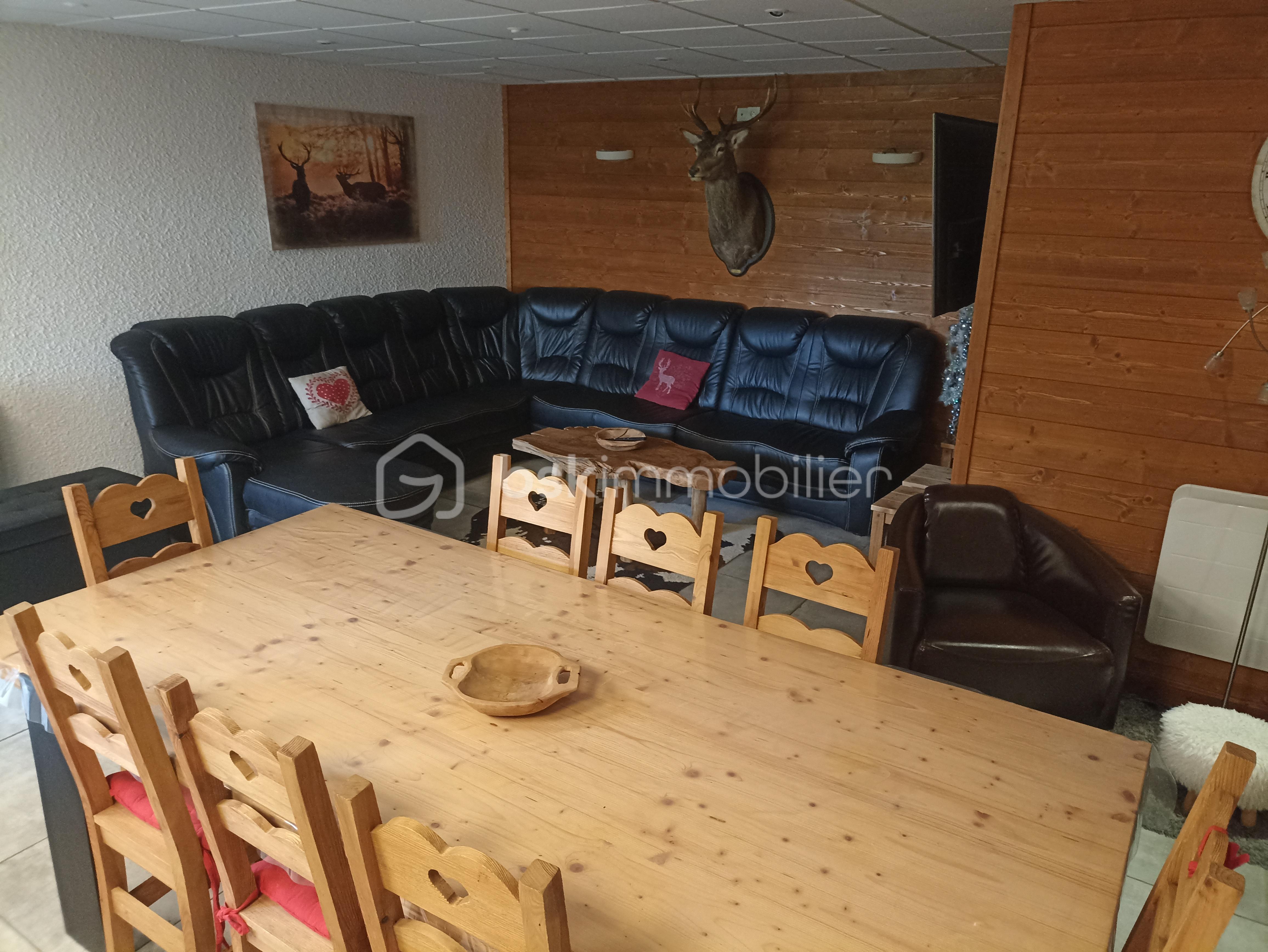 Appartement de 87 m² - Salon - table 1.jpg