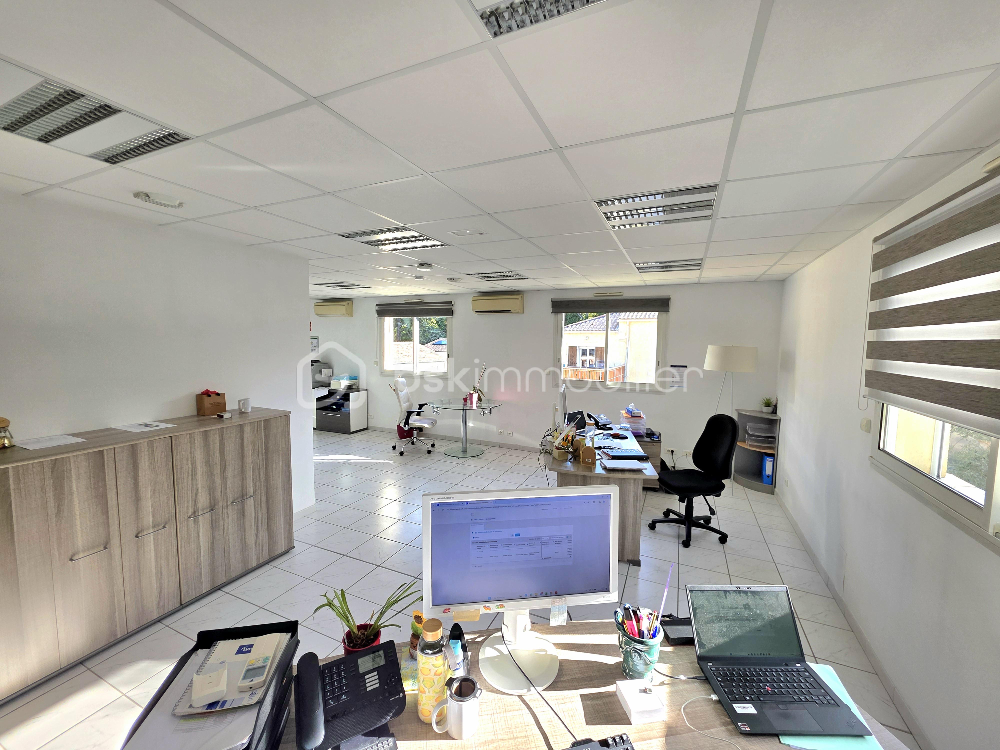 Immeuble mixte de 261 m² - 20251024_102024.jpg