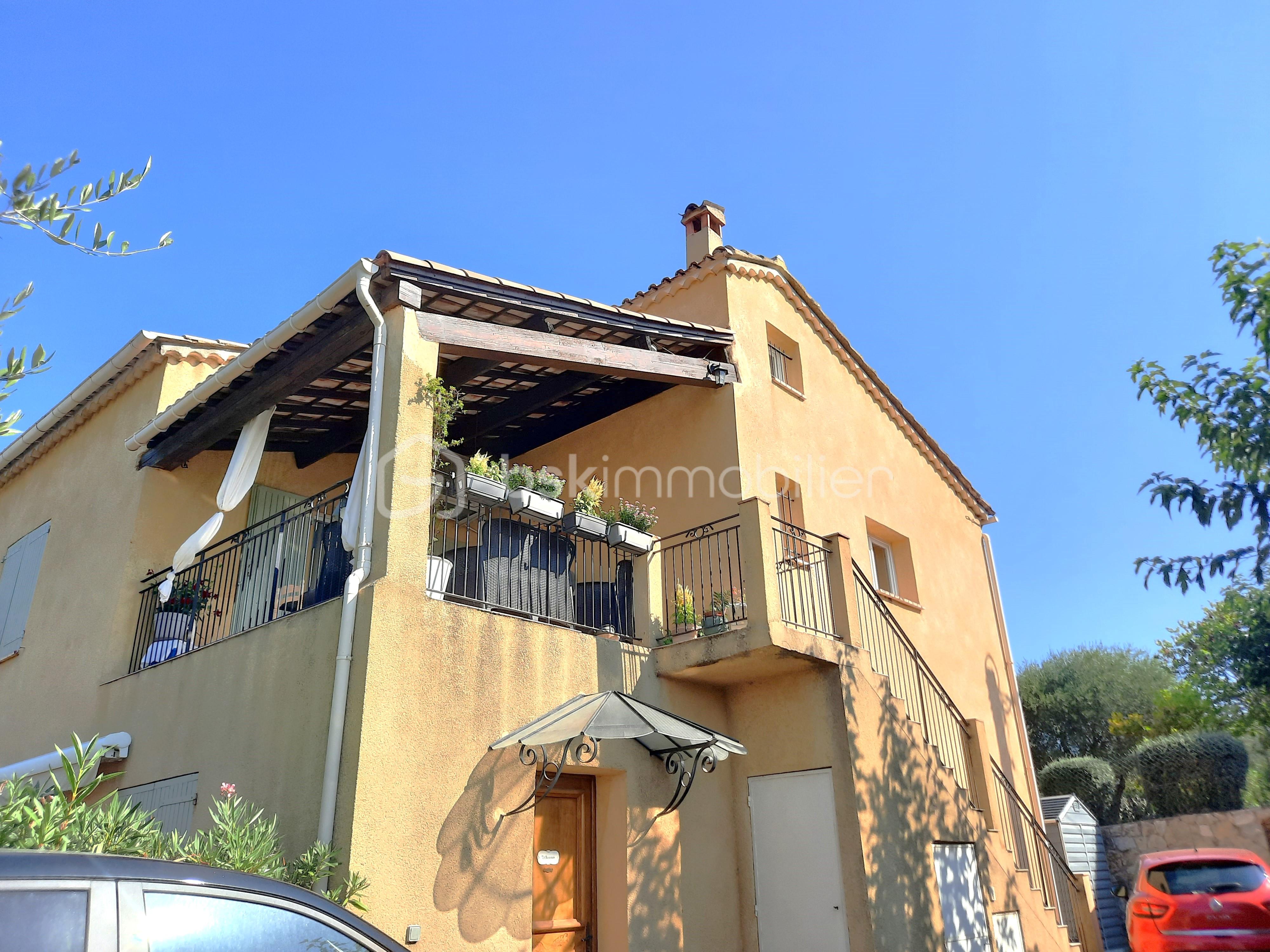 Maison 5 pièces 115 m² · à Fréjus · 115 m² · 300 000 €