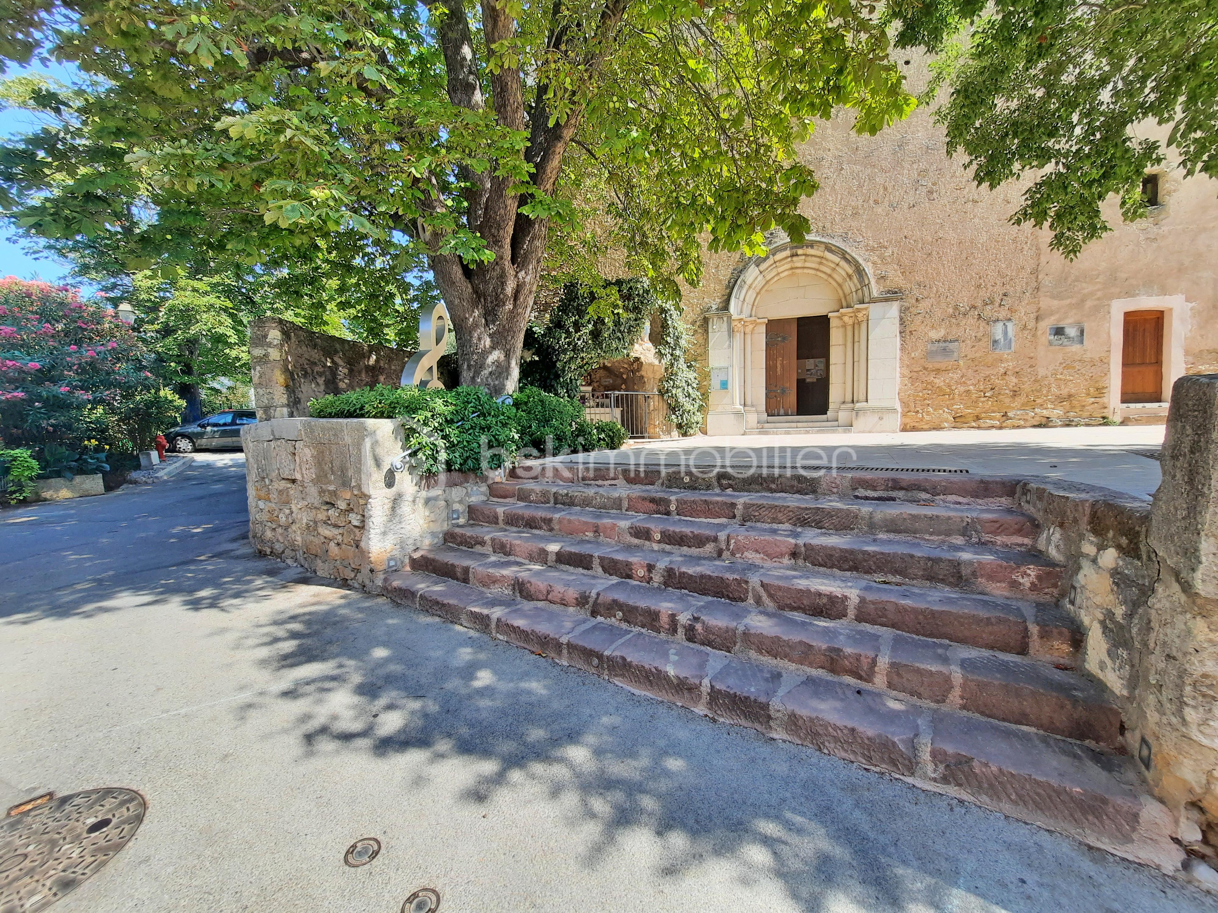église maison BAGNOLS EN FORET proche de FREJUS.jpg