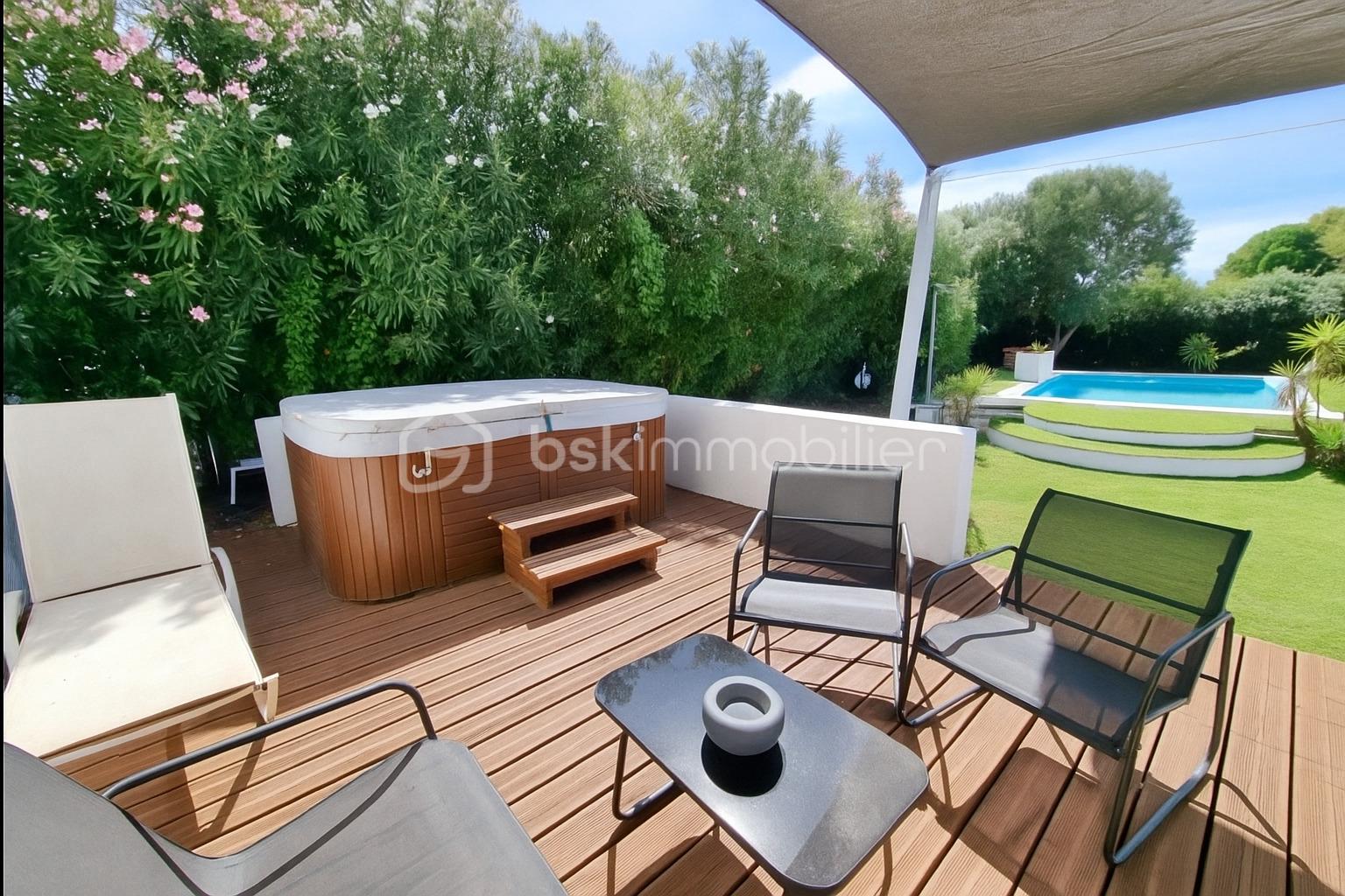 Maison de 112 m² - 14B00336-D4D2-444E-BD98-55AE6EBF9406.jpg