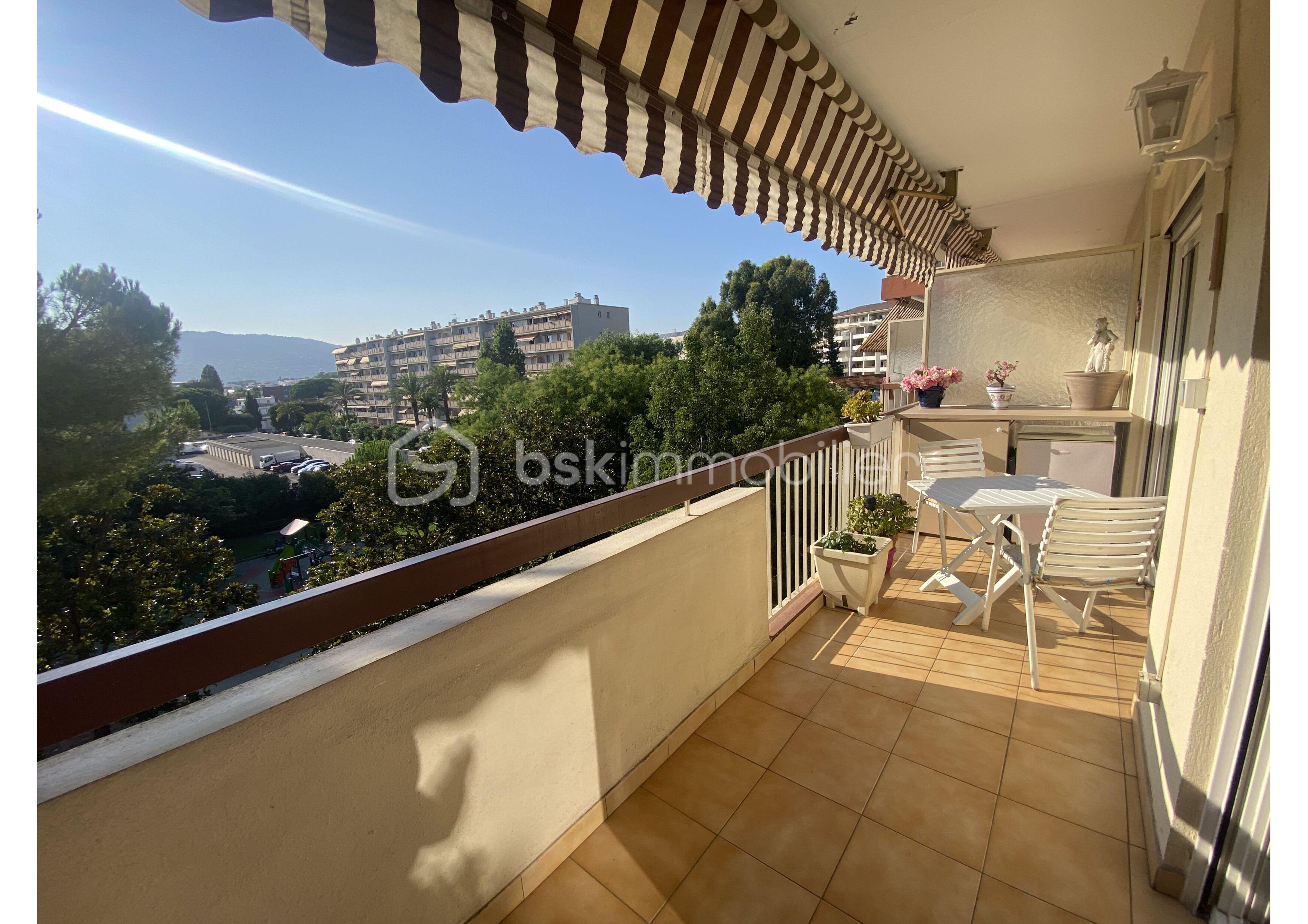 Appartement de 58,75 m² - balcon cuisine _28.jpg