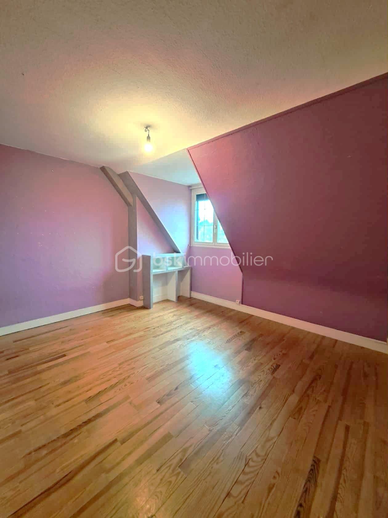 Maison de 191,36 m² - 4f28a704-aafa-4733-ade2-c46d962e76a1.jpg