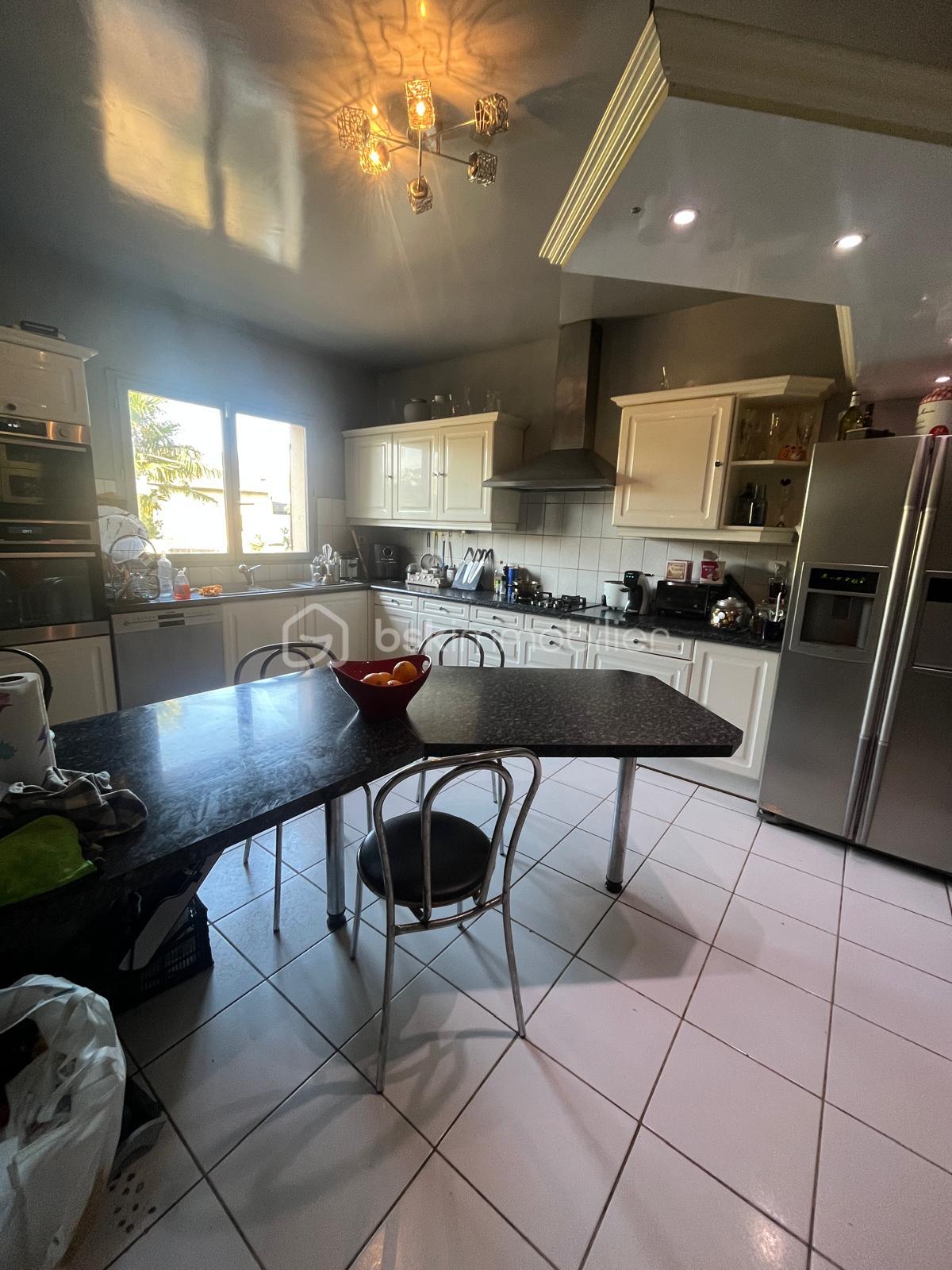 Maison traditionnelle de 175,96 m² - 4246ab69-31c5-462d-8c8c-9b0acce7f0e7.JPG