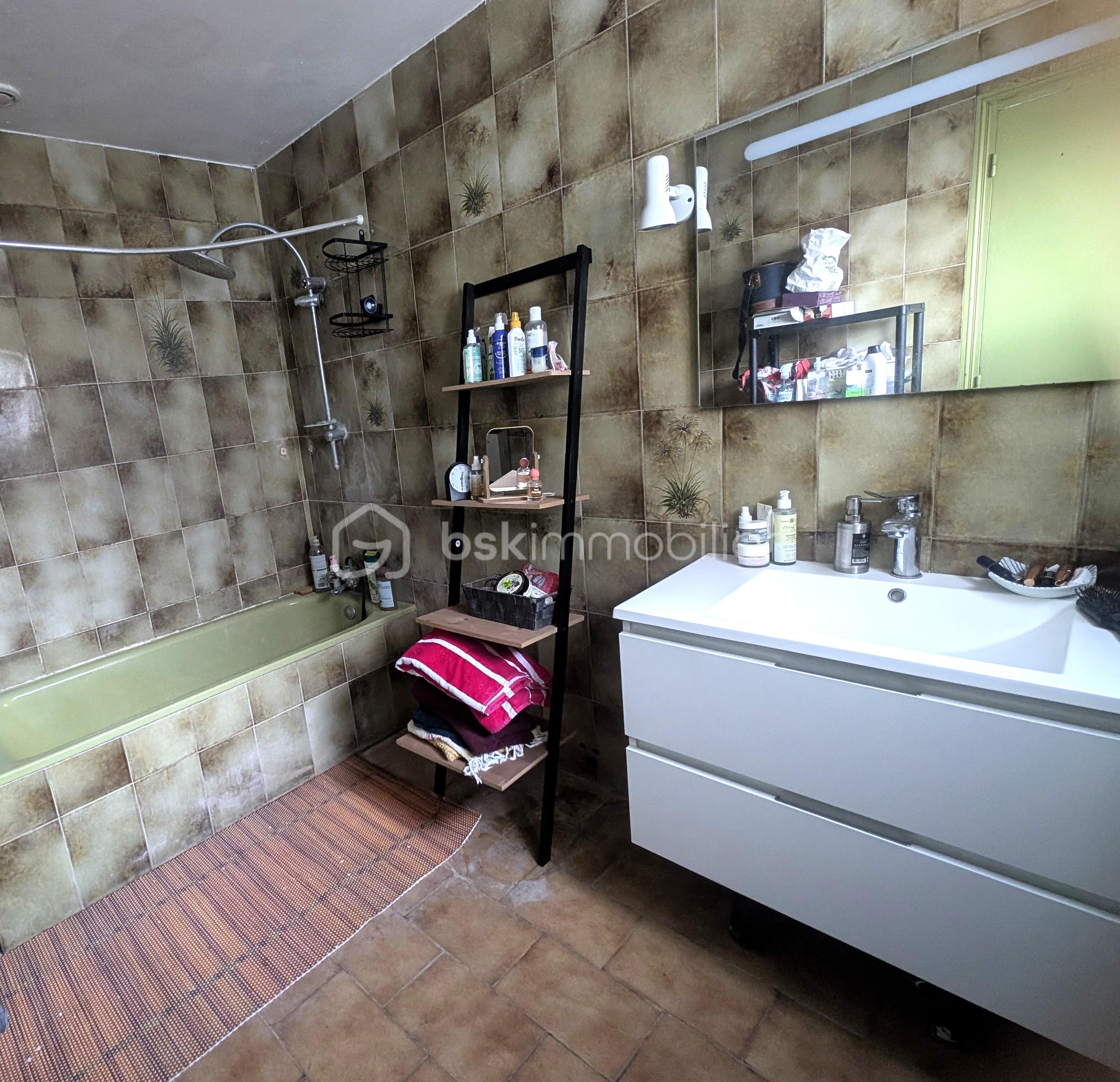 Maison de 97 m² - Salle de bains.jpg