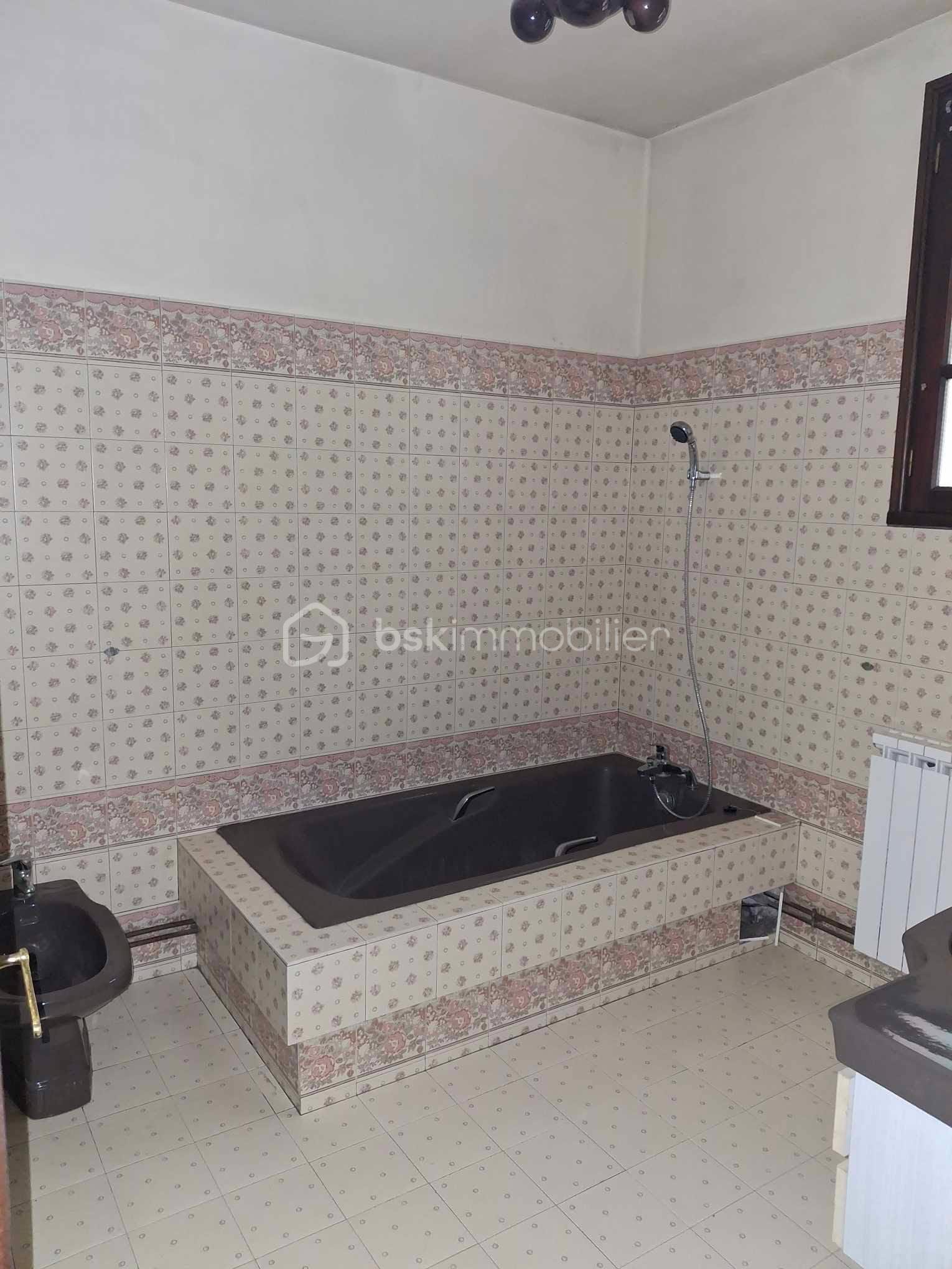 Maison de 161 m² - 459551934_845177601095219_9060519863381504225_n.jpg