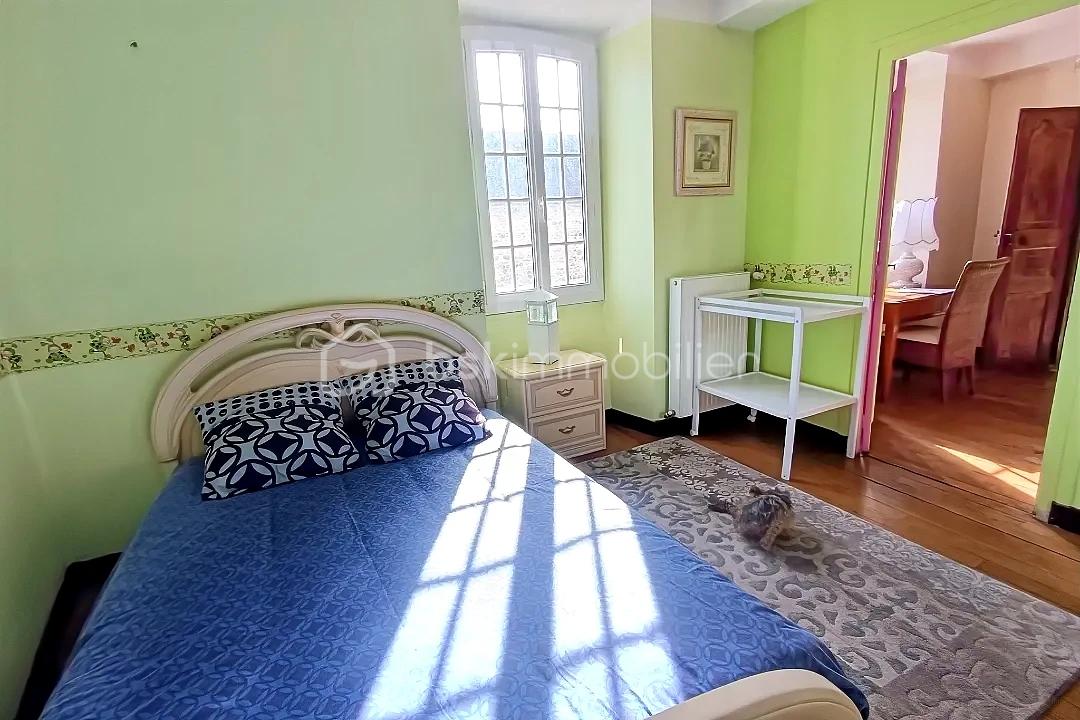 Maison de 180 m² - hoqi-2c277c4758324194811ac5635311b48a.jpg