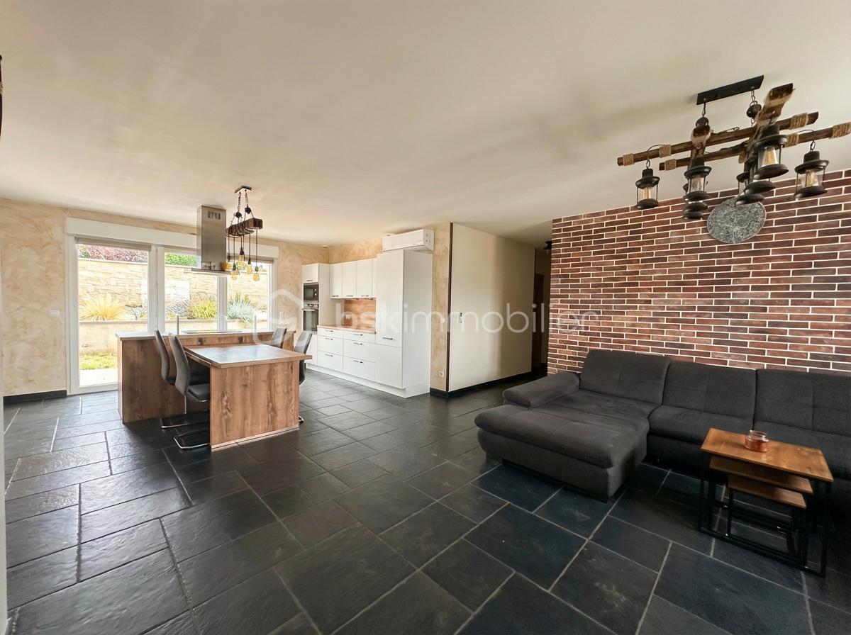 Maison de 96 m² - Photorealistic_edit_of_the_provided_real-estate_br-1768820859938.png