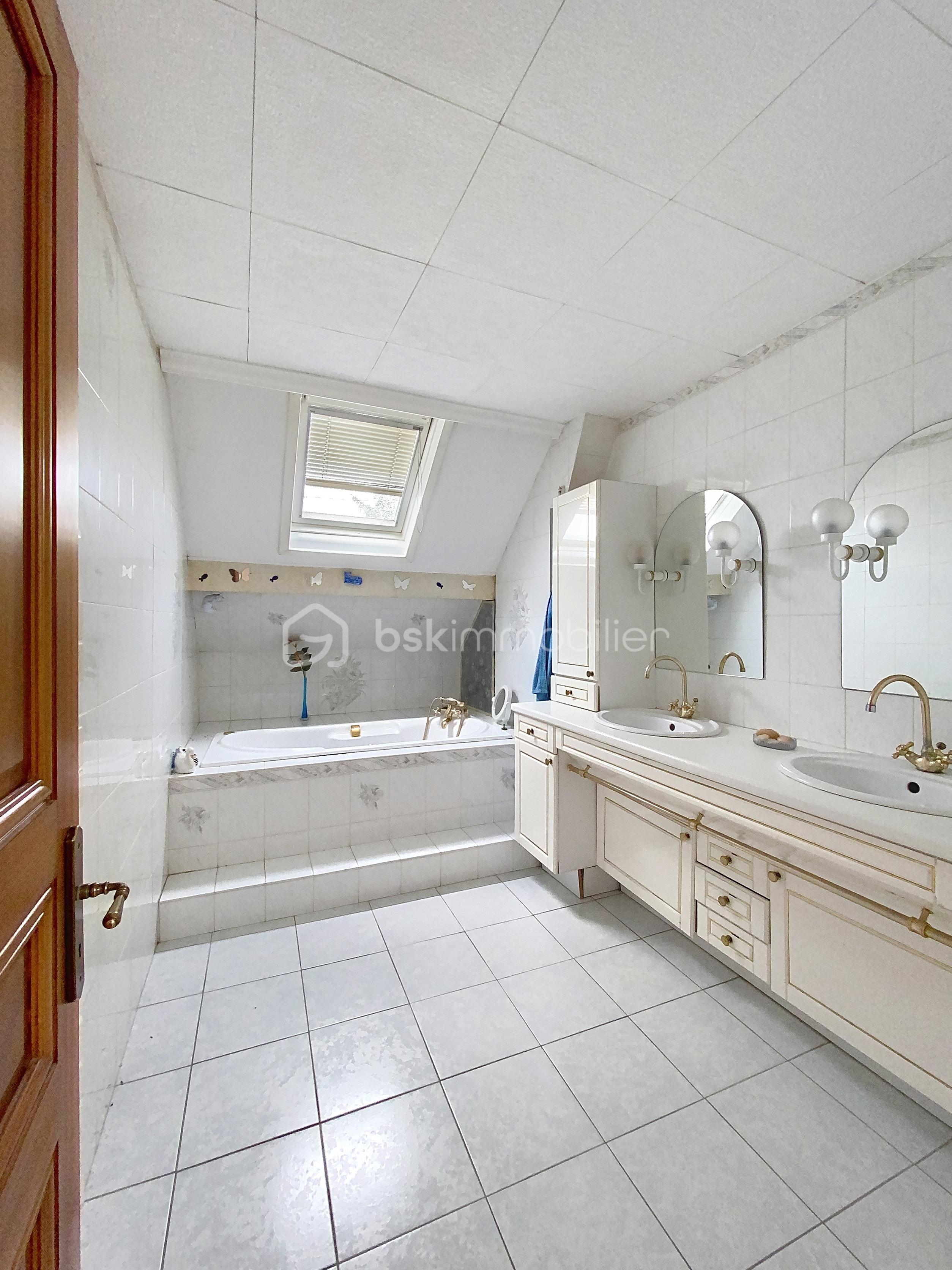 Maison traditionnelle de 112 m² - dequenec_00027.jpg