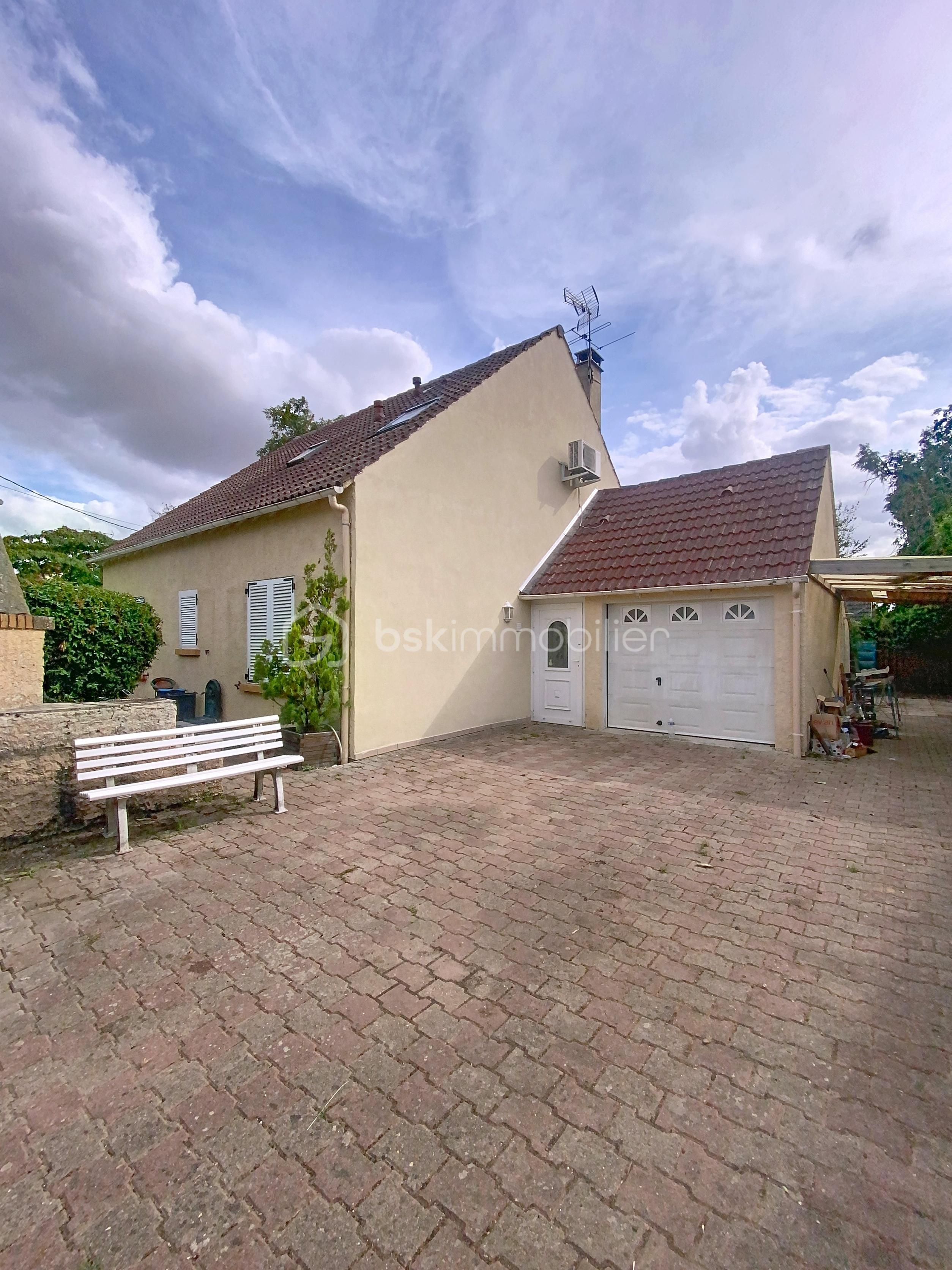 Maison traditionnelle de 112 m² - dequenec_00032.jpg
