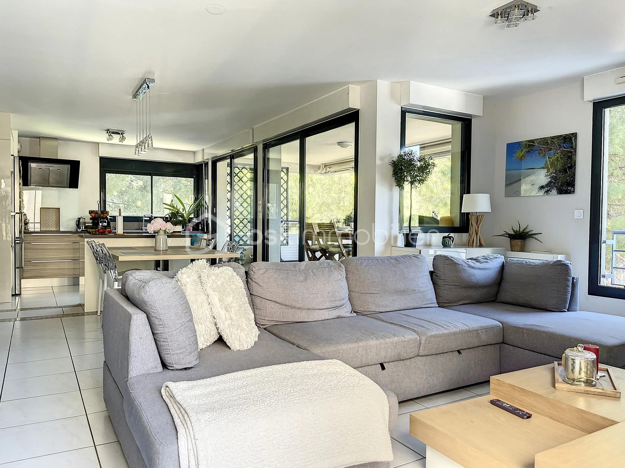 Appartement de 101 m² - anne-rola_00001 copie 2.jpeg