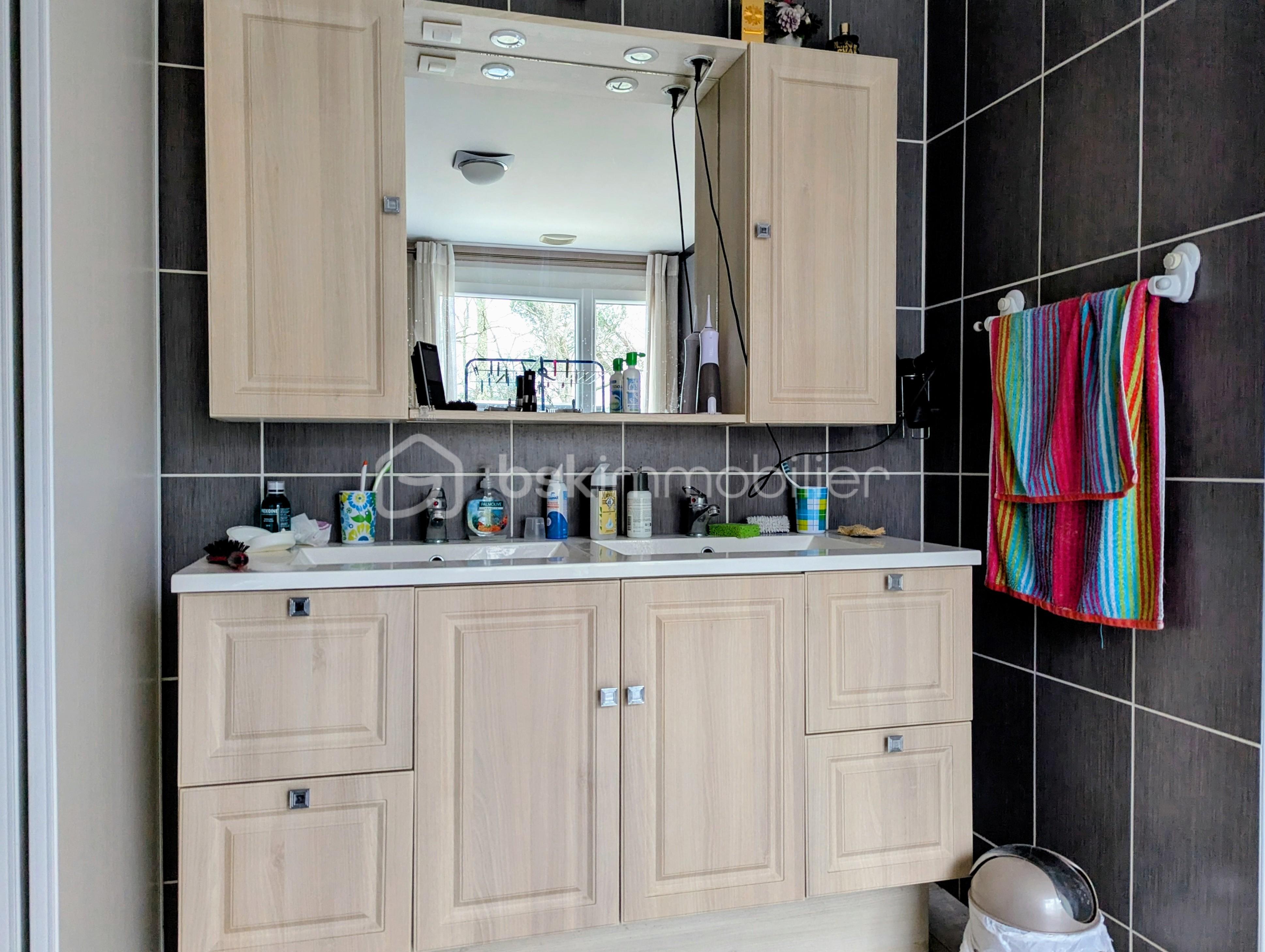 Maison contemporaine de 100 m² - 24fefdb5-5df1-406e-9019-6c9c44d8e932~1.jpg