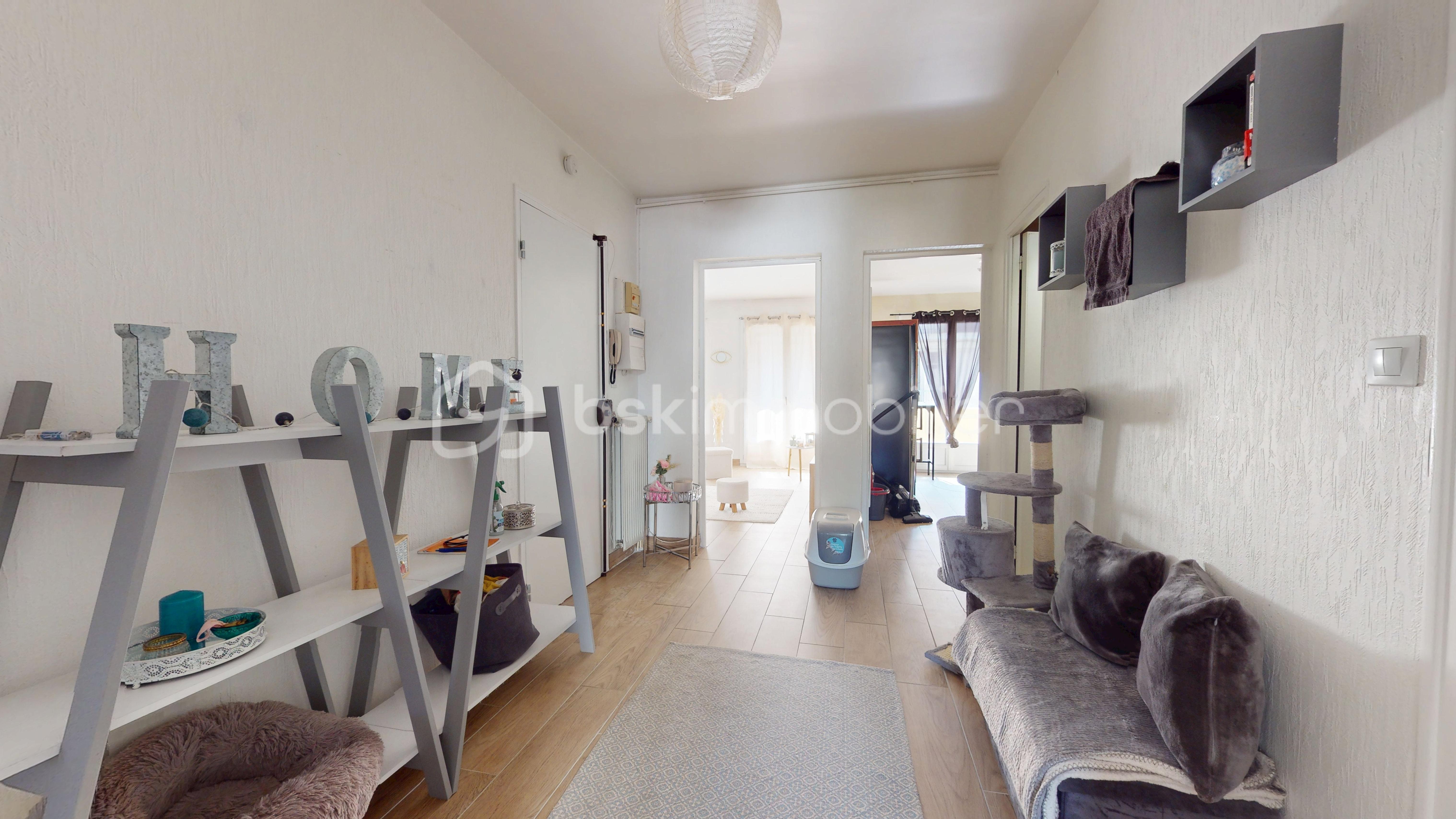 Appartement de 64 m² - 108-Rue-Edouard-Vaillant-07152025_172836.jpg