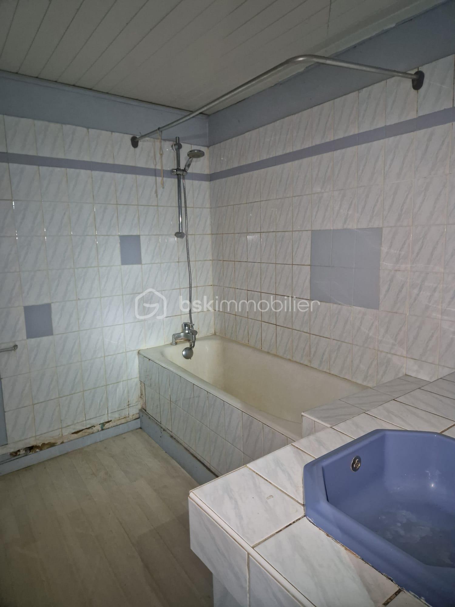 Maison de 213 m² - IMG-20251211-WA0024.jpg