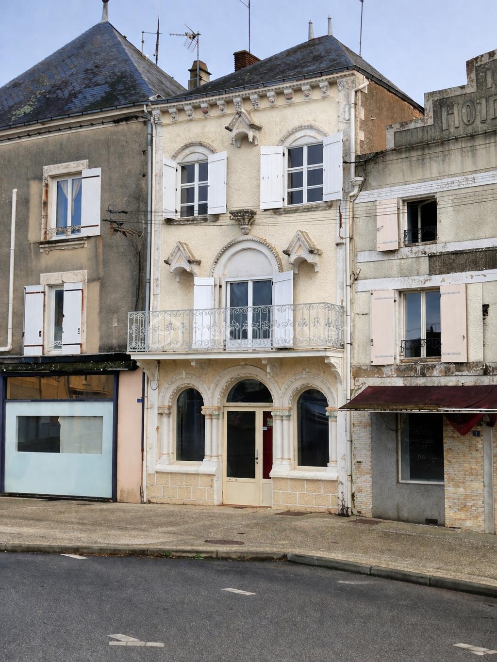 devanture volet ouvert.png