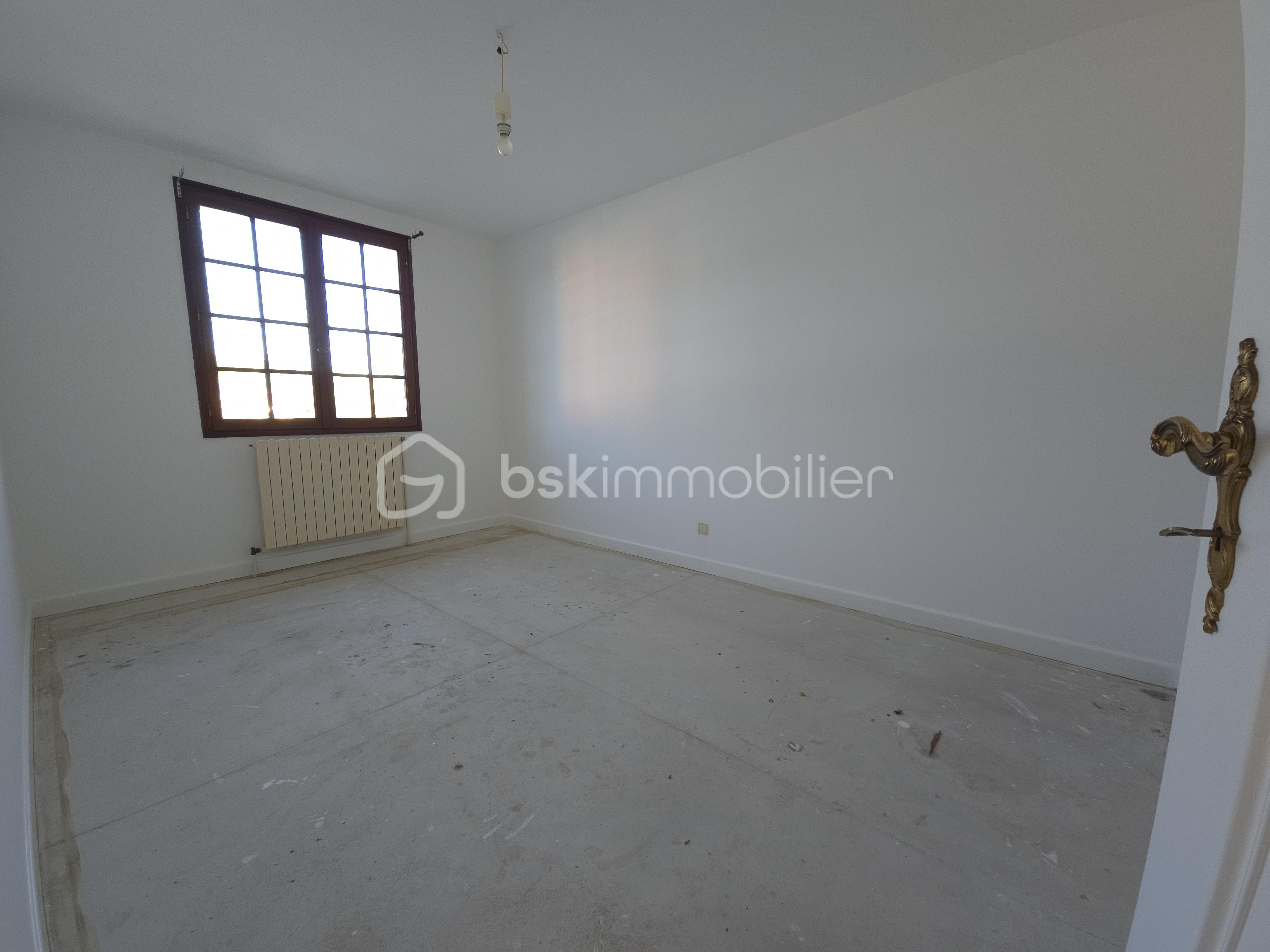 Maison de 122 m² - 20251002_093108.jpg